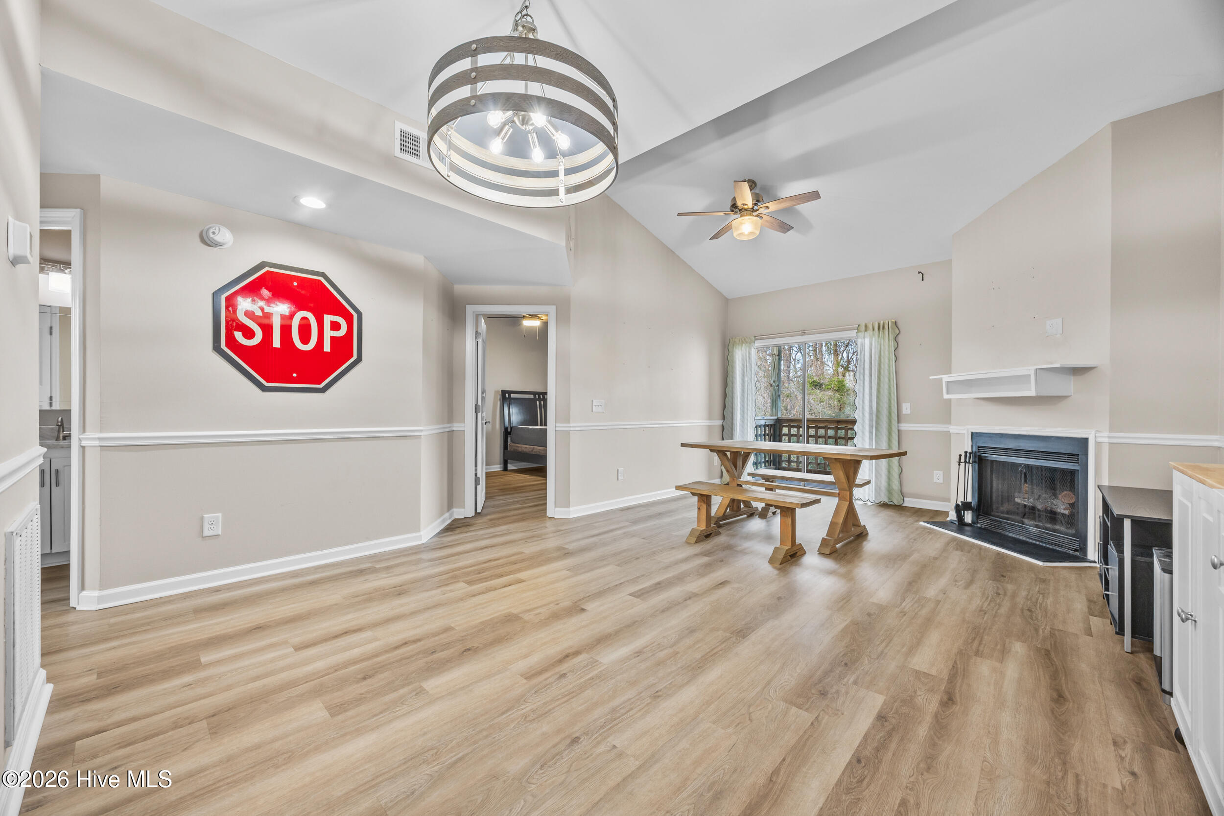 4230 Wilshire Boulevard Apt 301