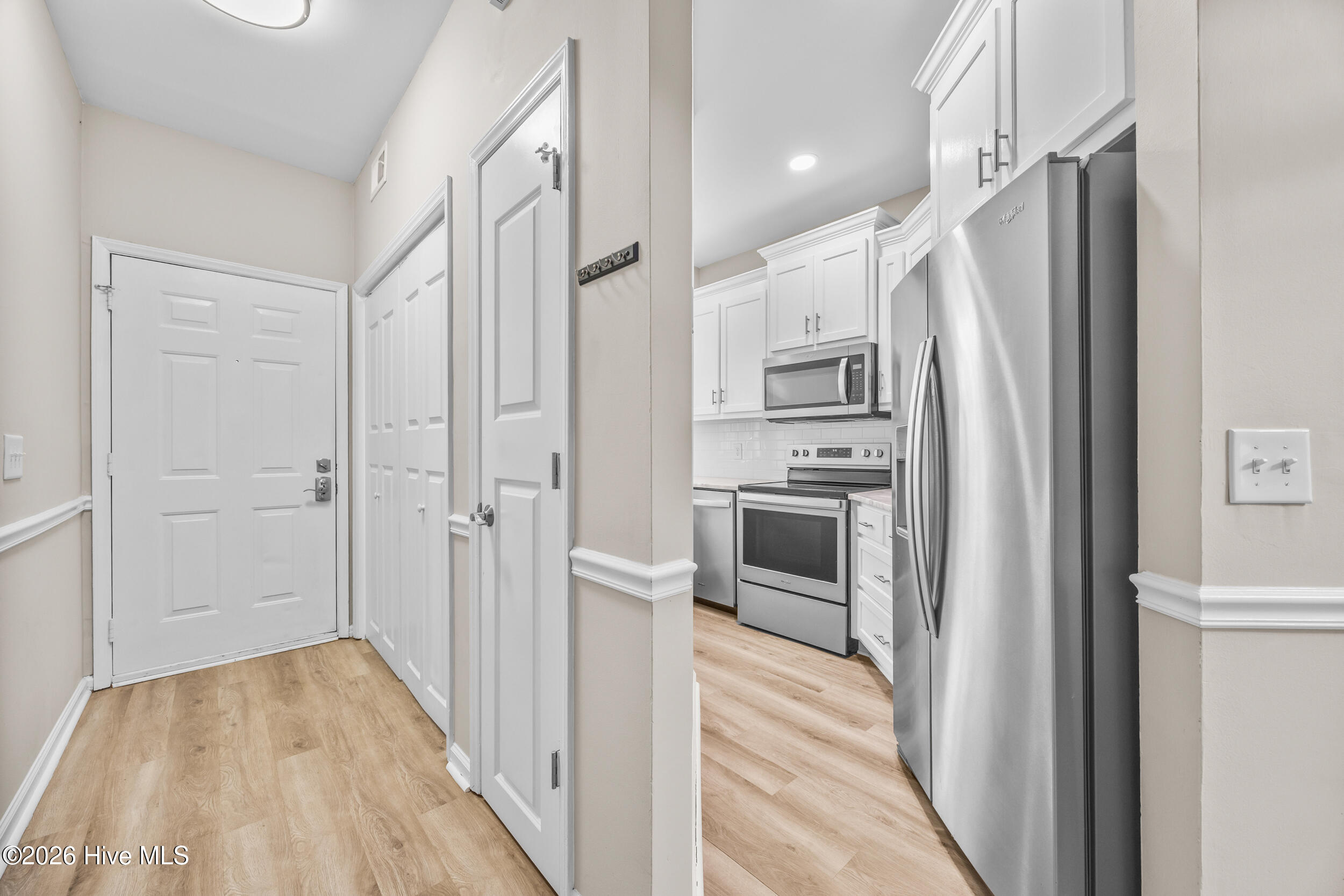 4230 Wilshire Boulevard Apt 301