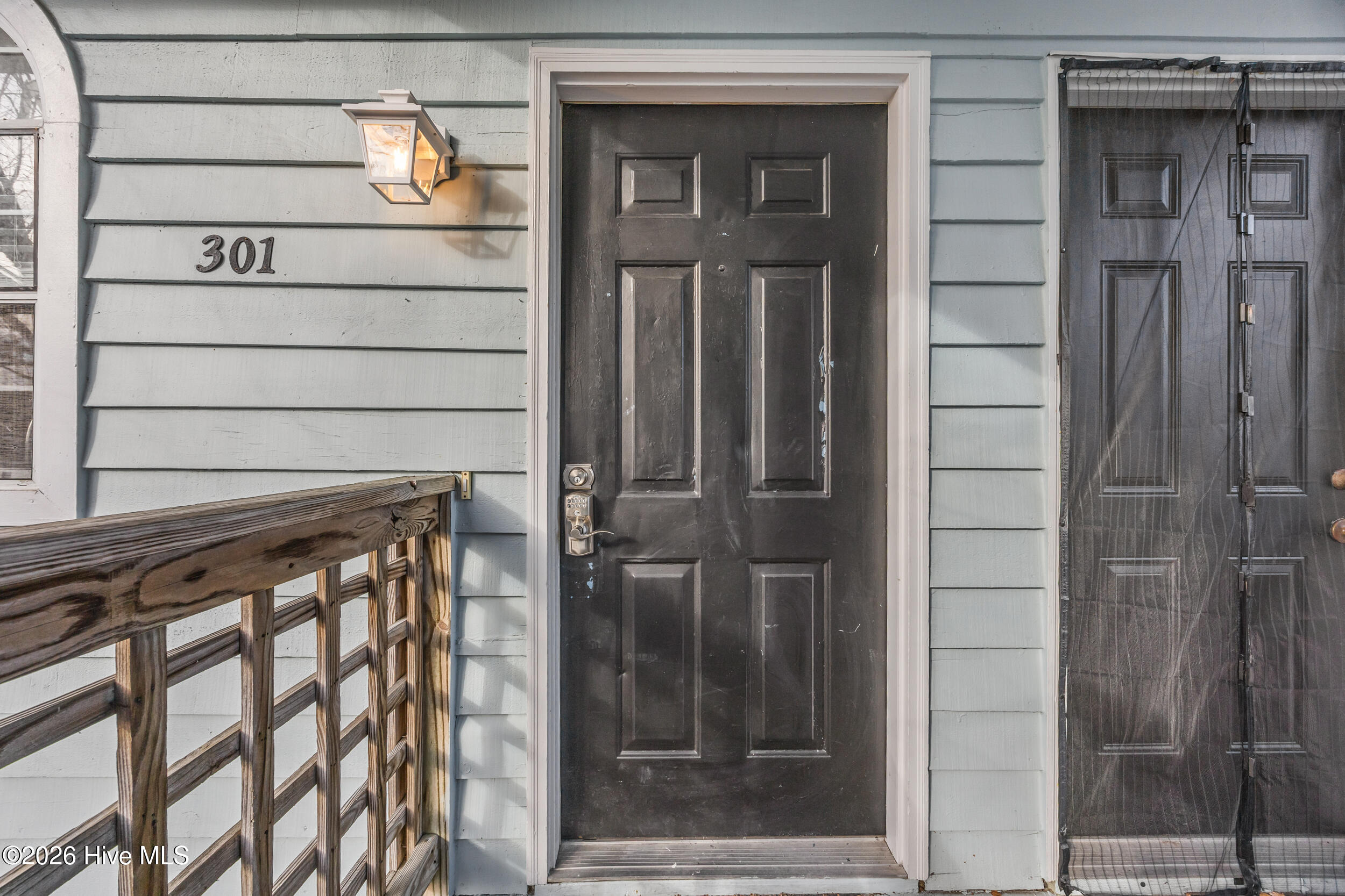 4230 Wilshire Boulevard Apt 301