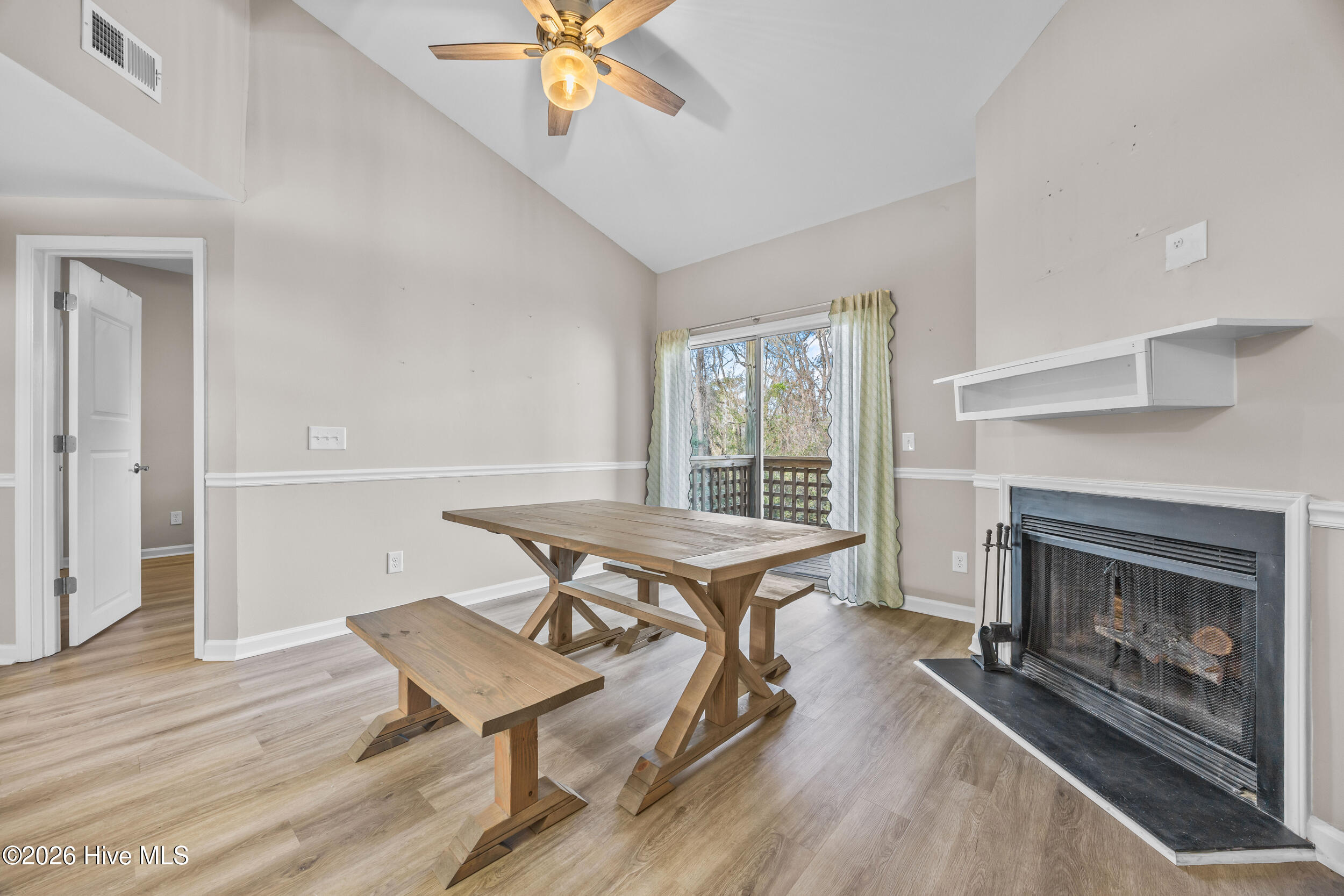 4230 Wilshire Boulevard Apt 301