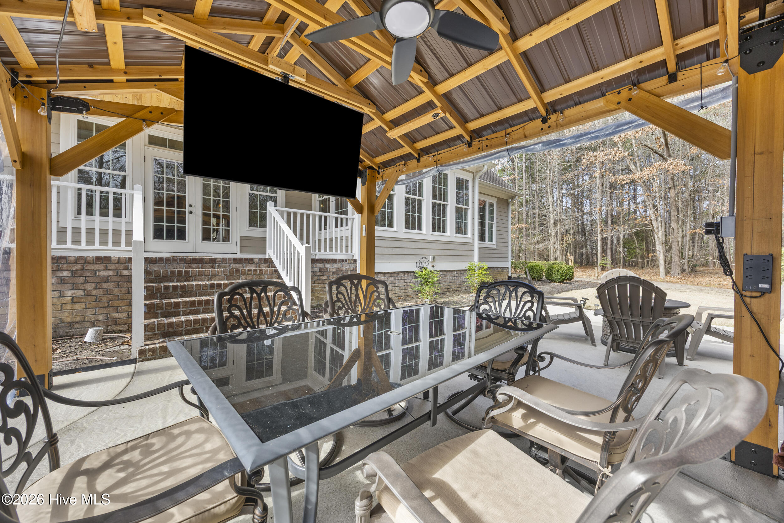 155 Maple Creek Drive