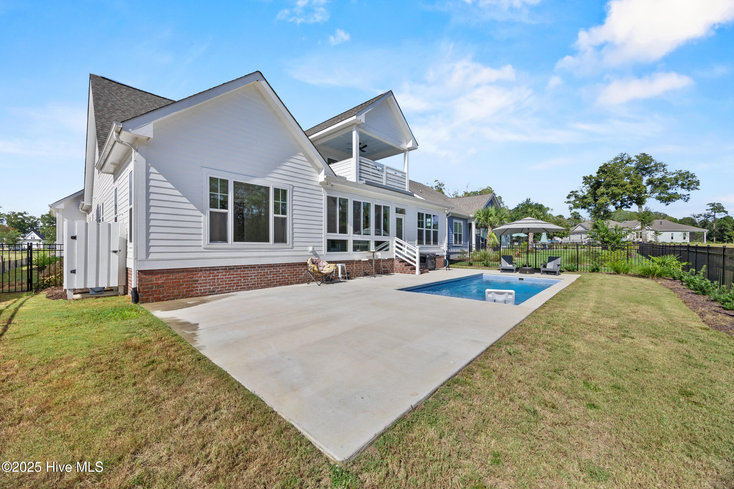 2818 Salvador Way