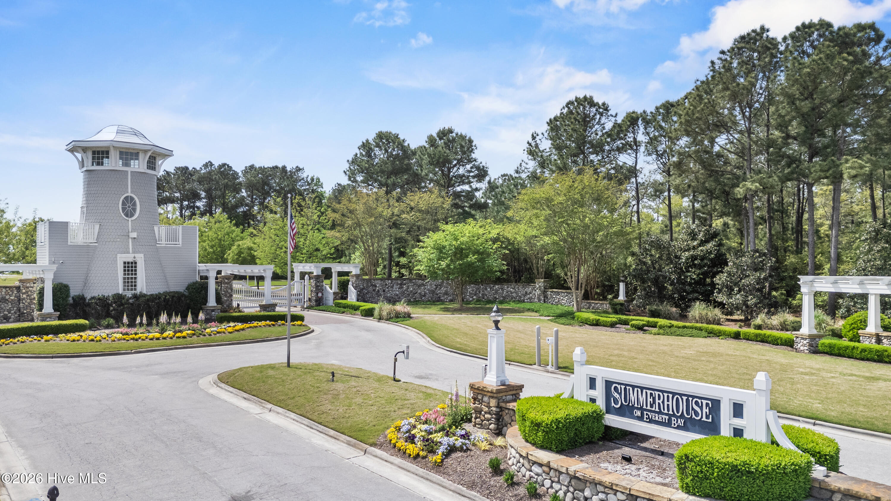 201 Seagrass Court