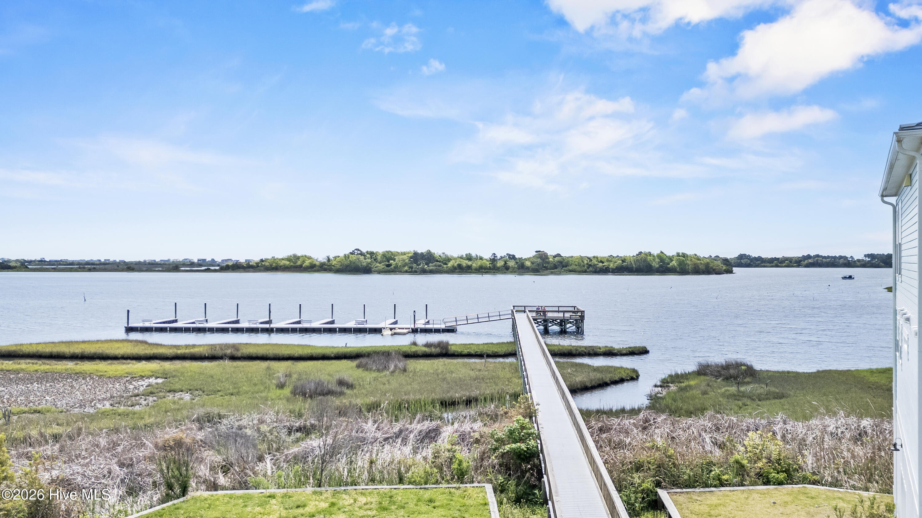 201 Seagrass Court