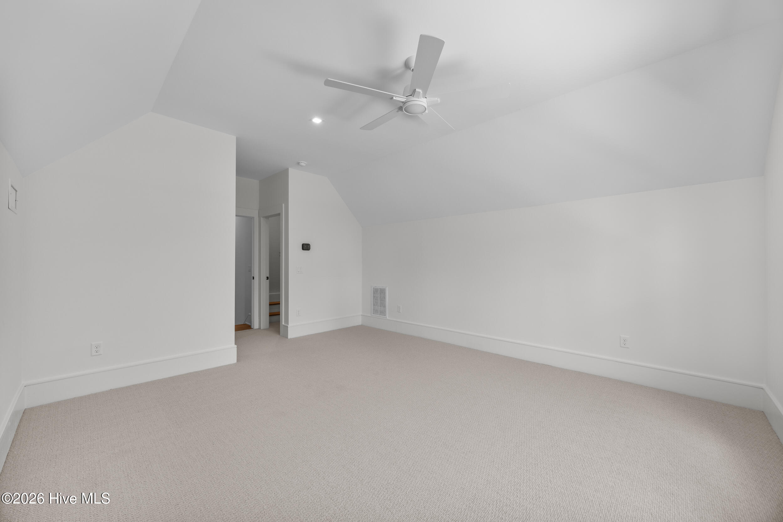 1552 Riverview Terrace