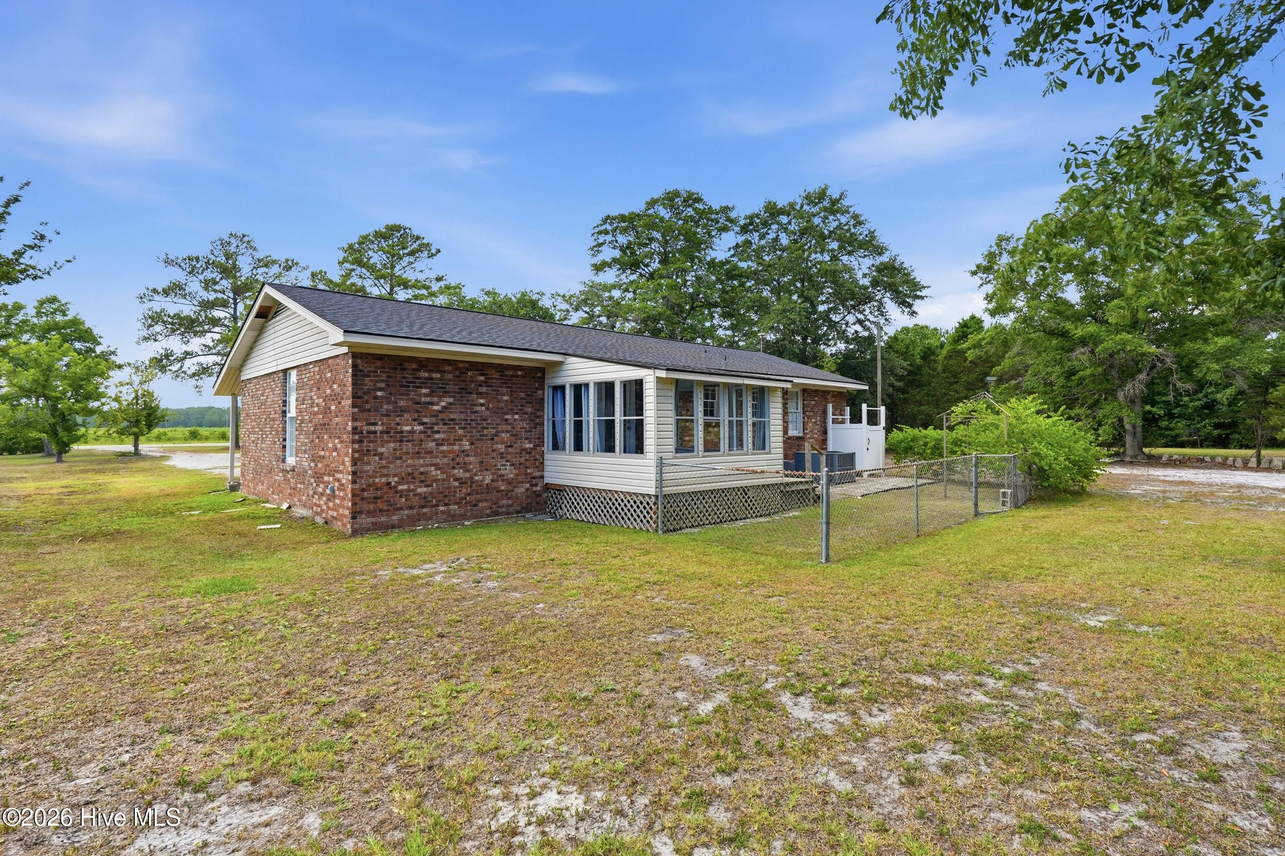 879 Bricklanding Road SW