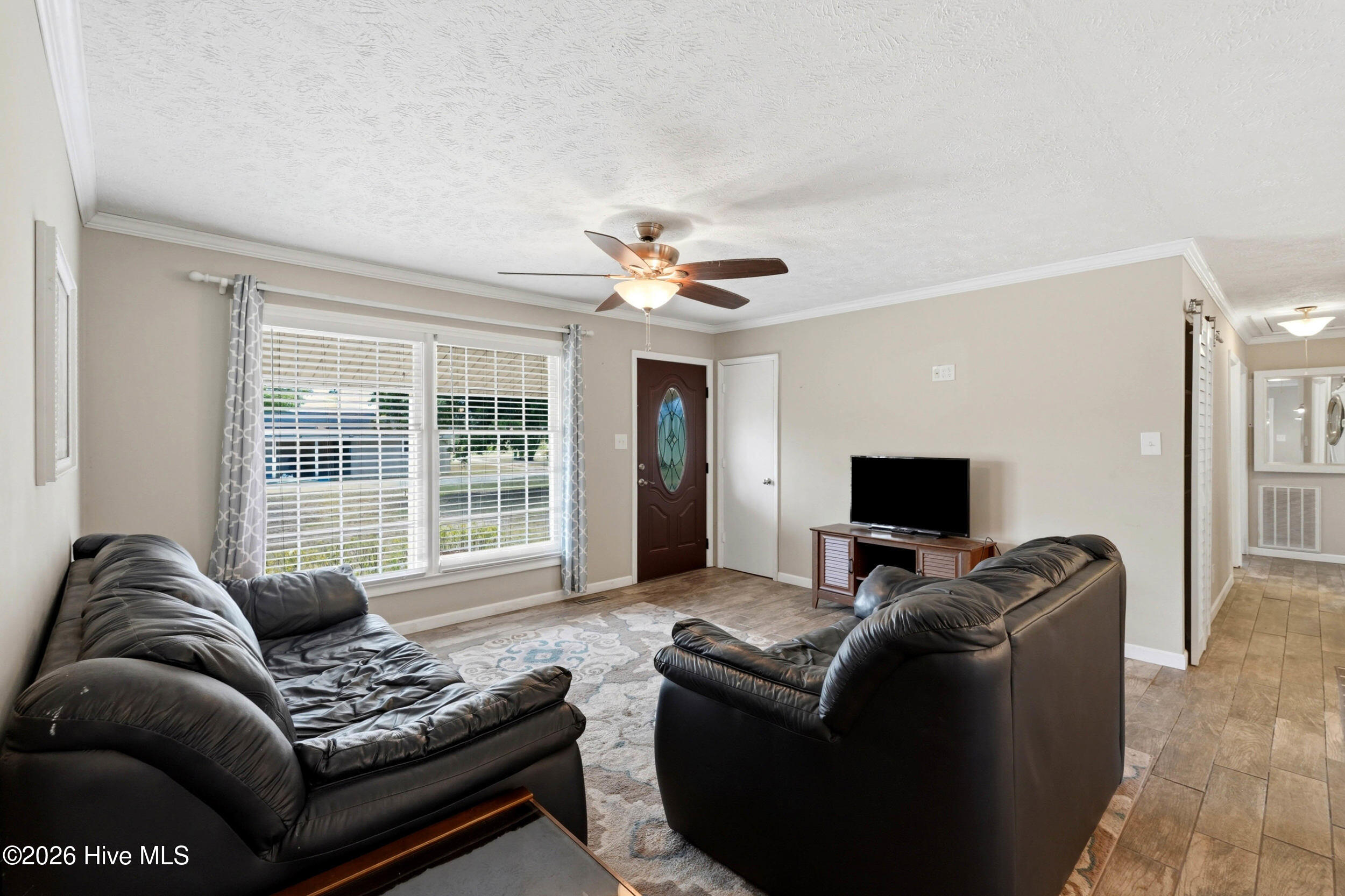 879 Bricklanding Road SW