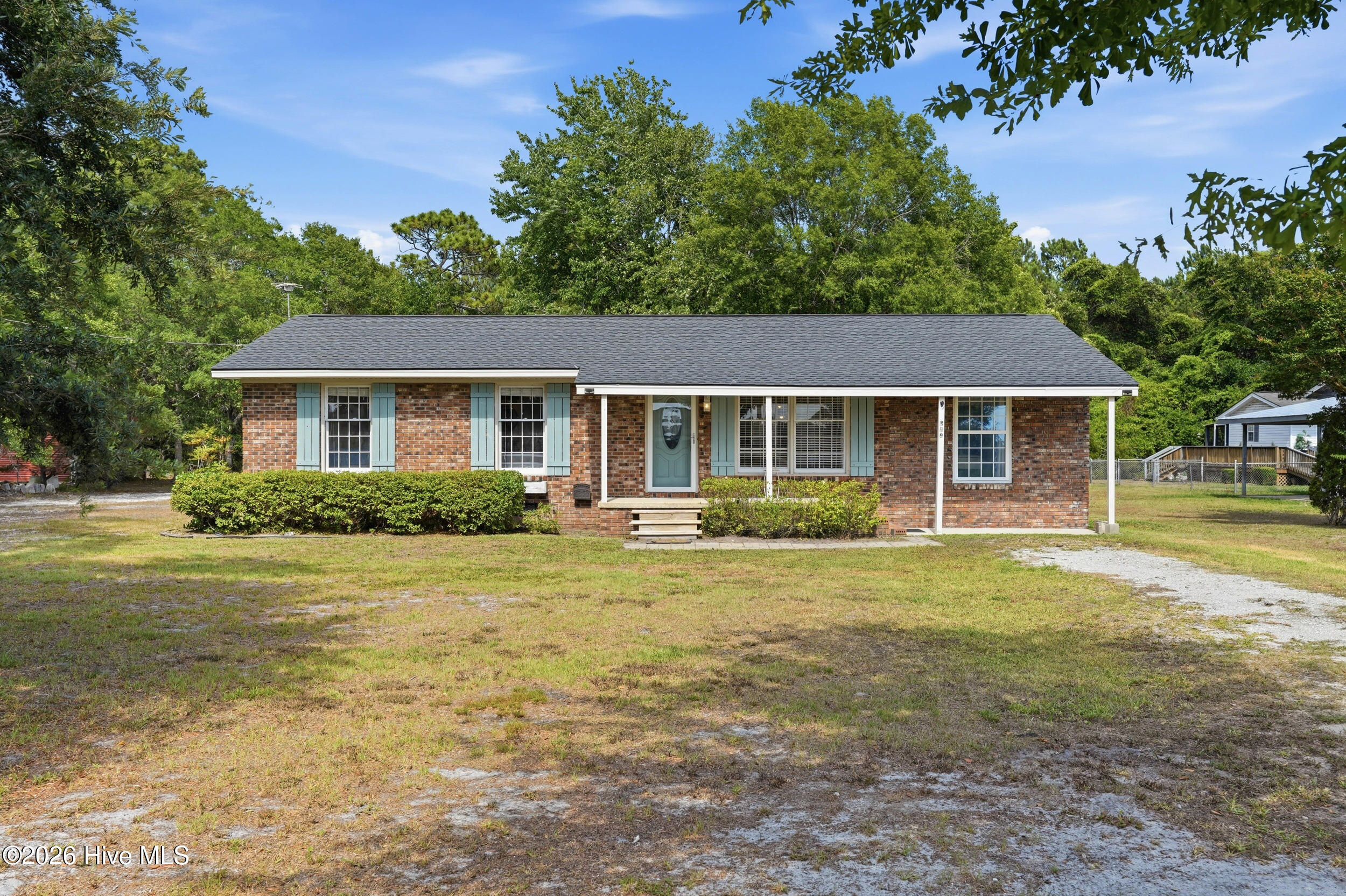 879 Bricklanding Road SW