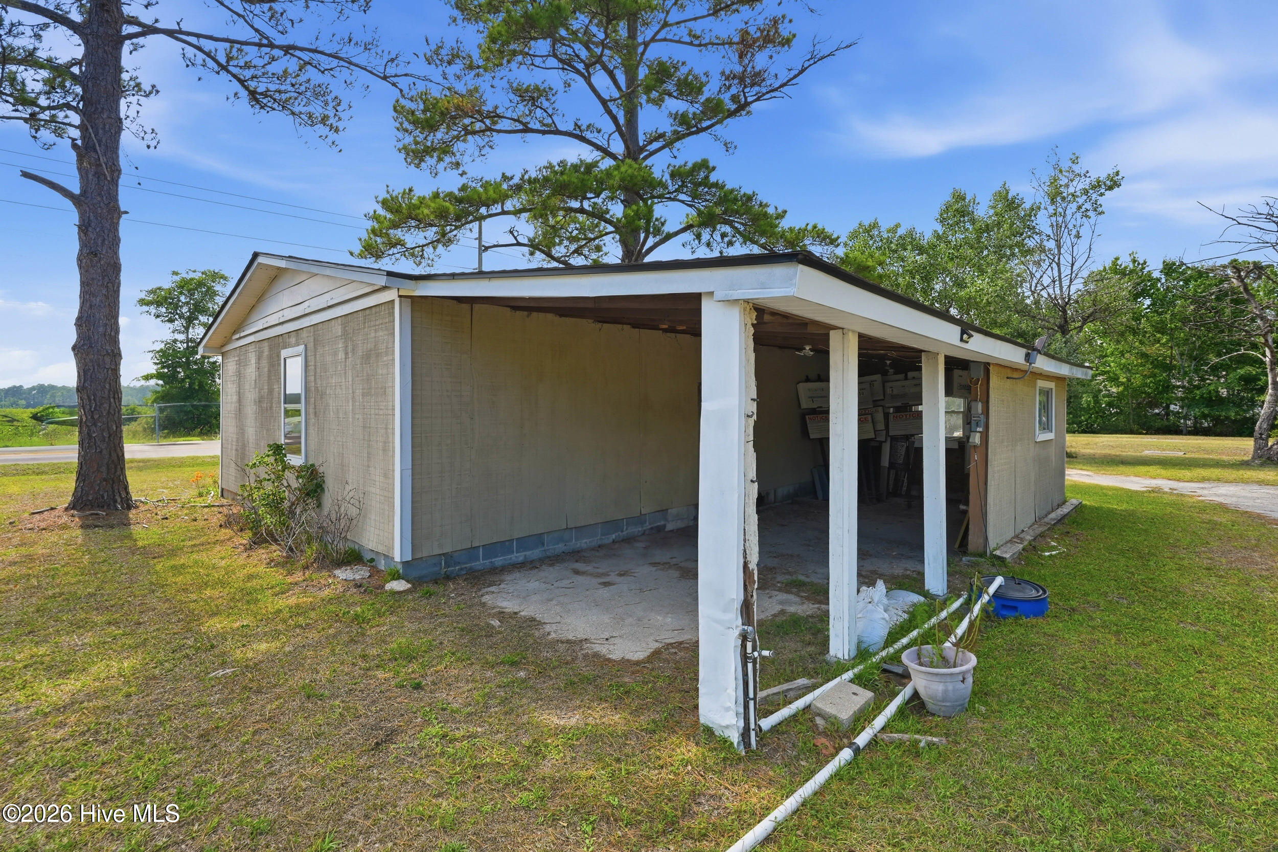 879 Bricklanding Road SW