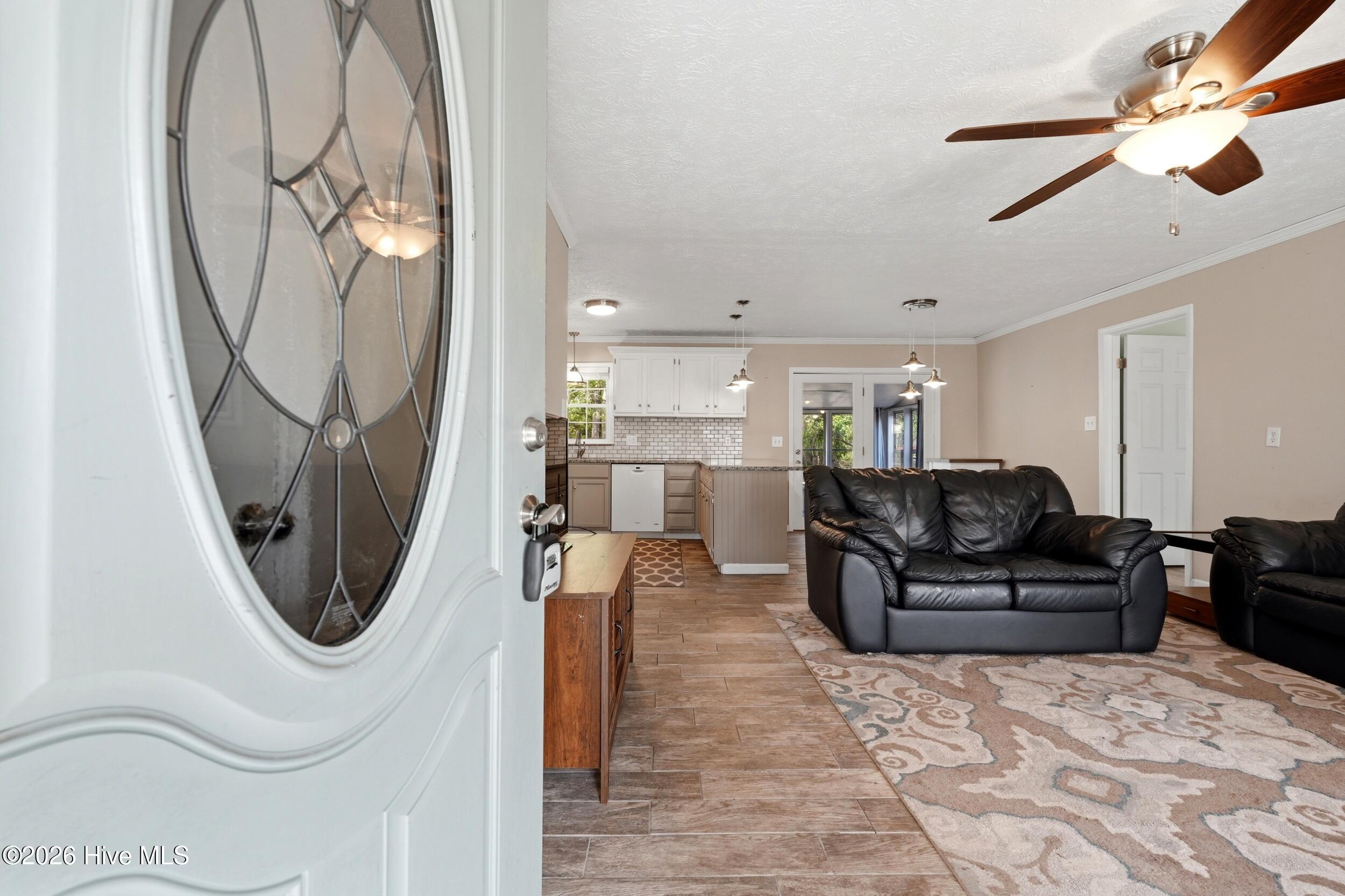 879 Bricklanding Road SW