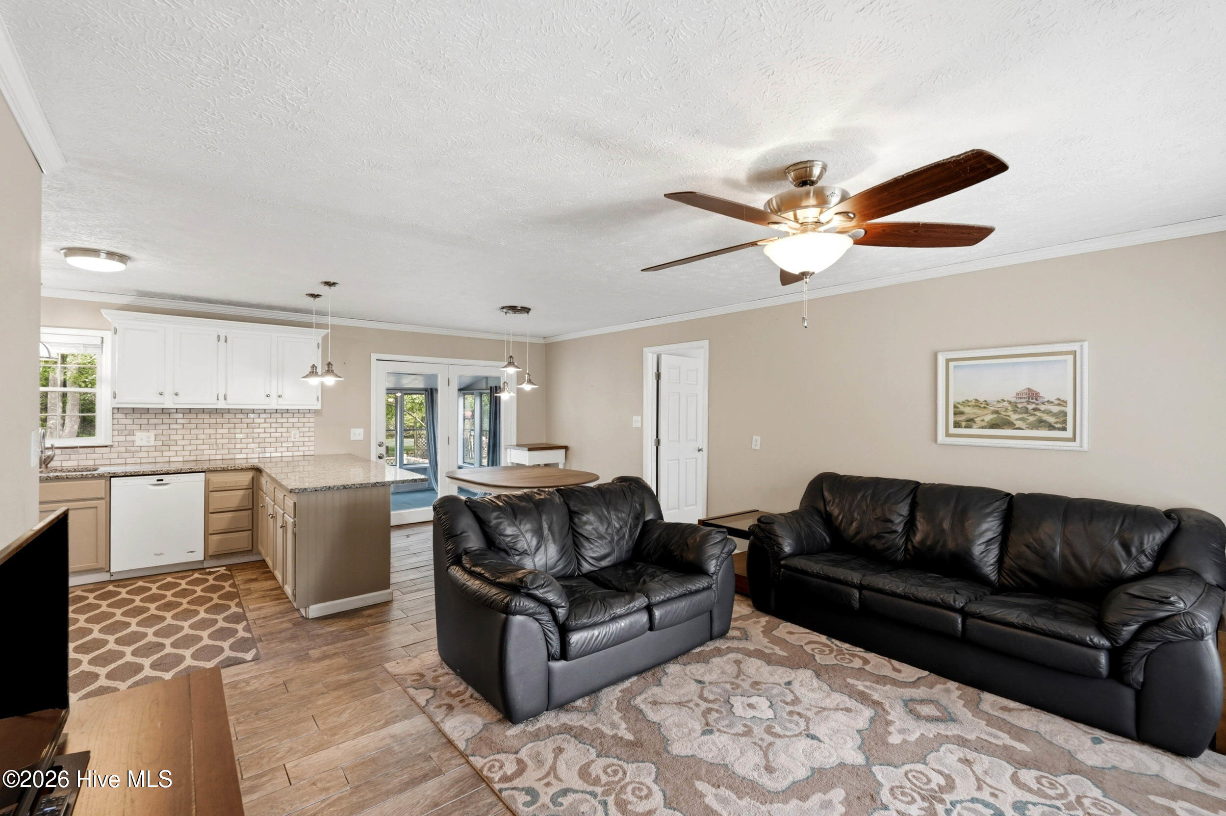 879 Bricklanding Road SW