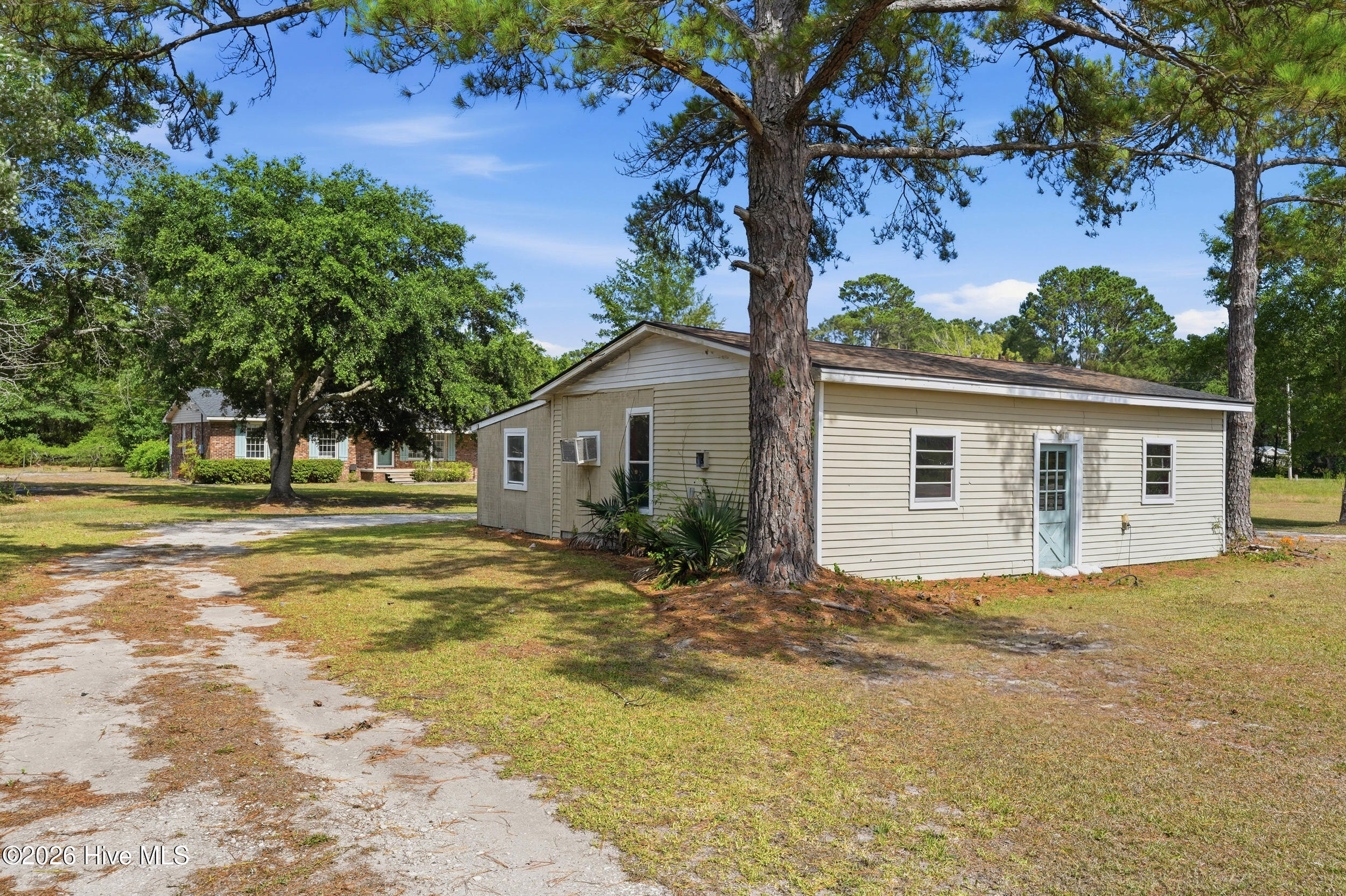 879 Bricklanding Road SW