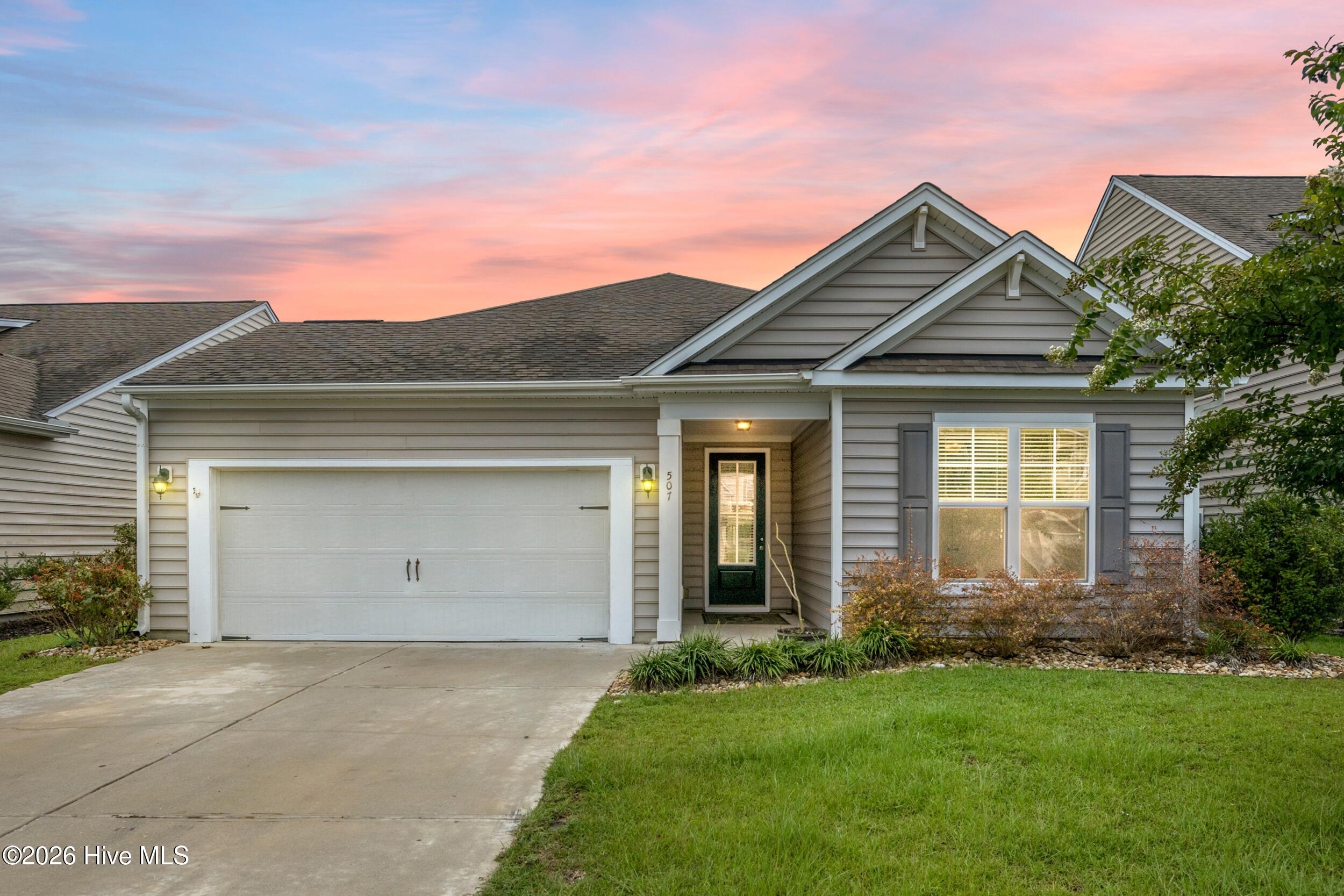 507 Steele Loop
