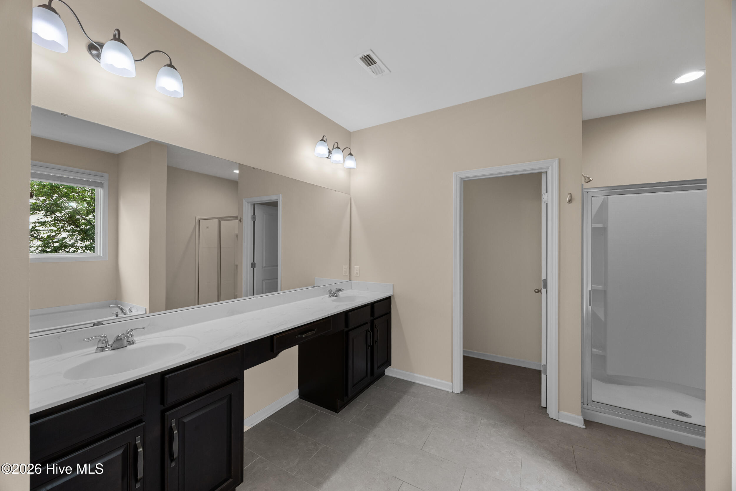 507 Steele Loop