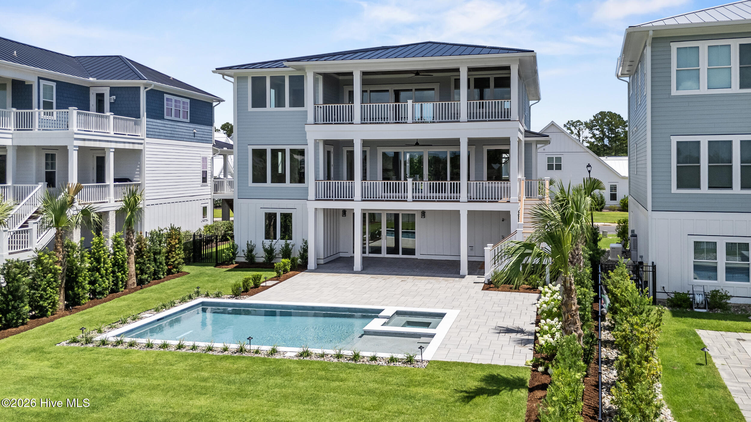 804 Waterstone Drive