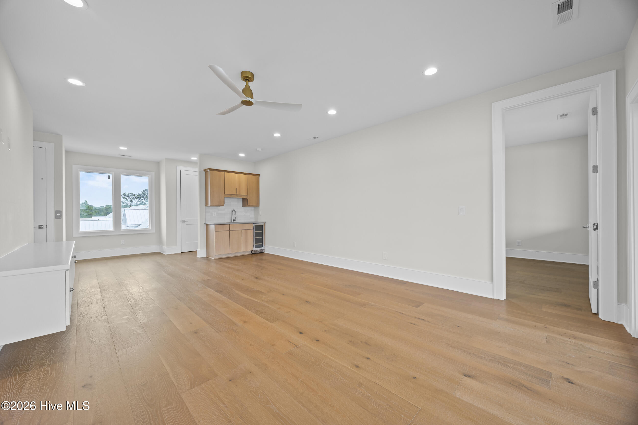 804 Waterstone Drive