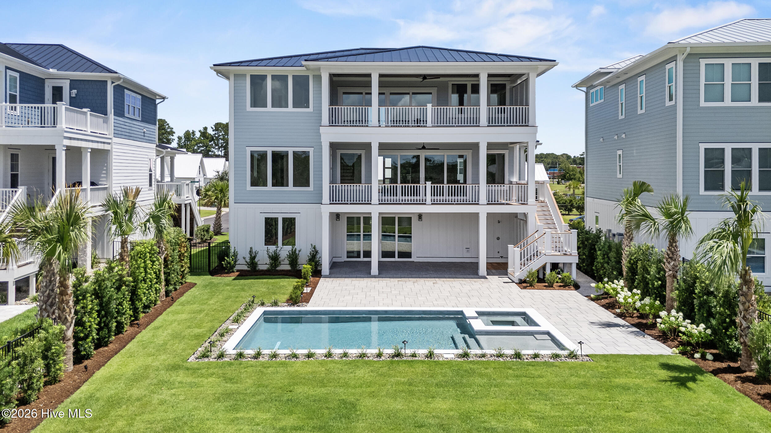 804 Waterstone Drive