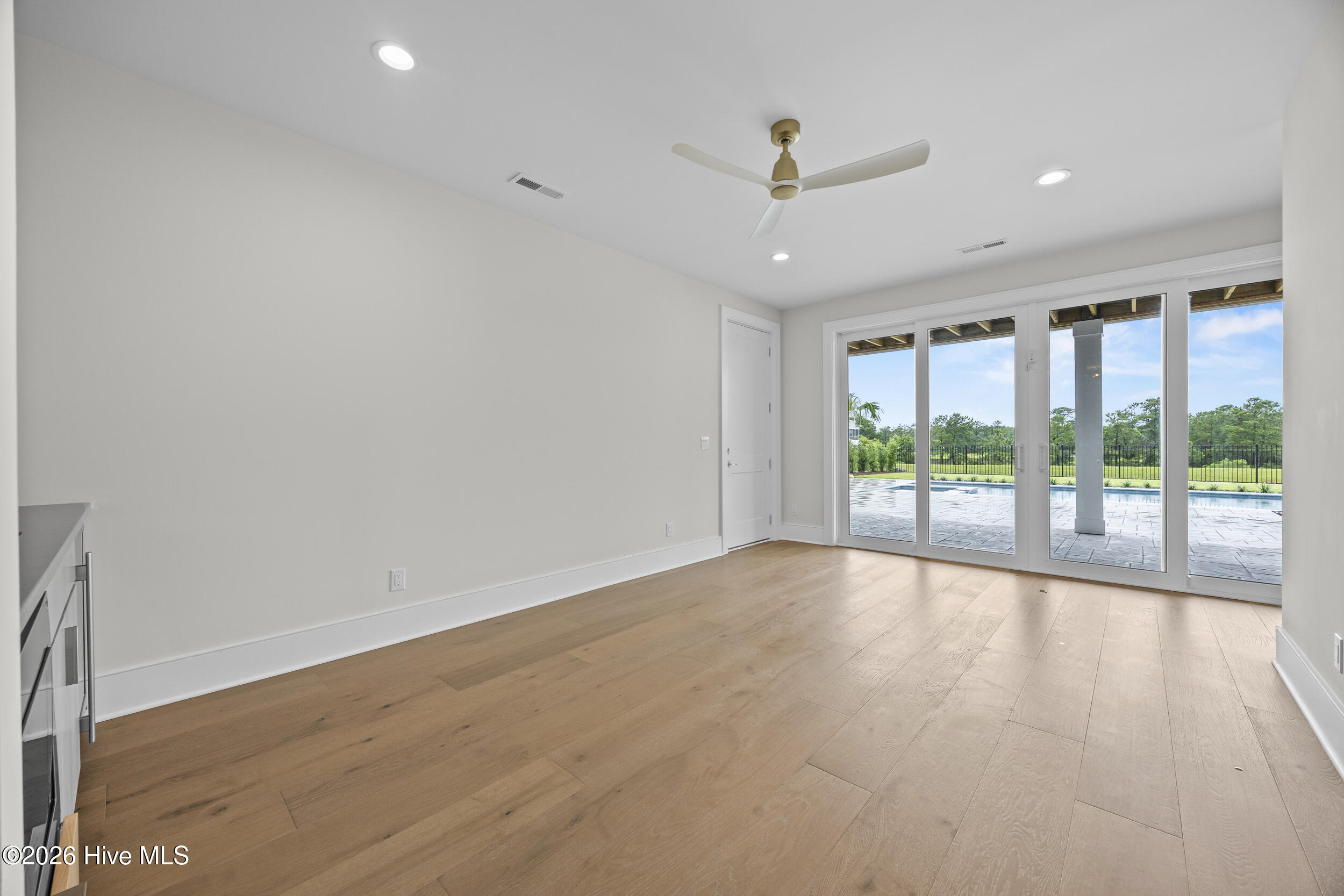 804 Waterstone Drive