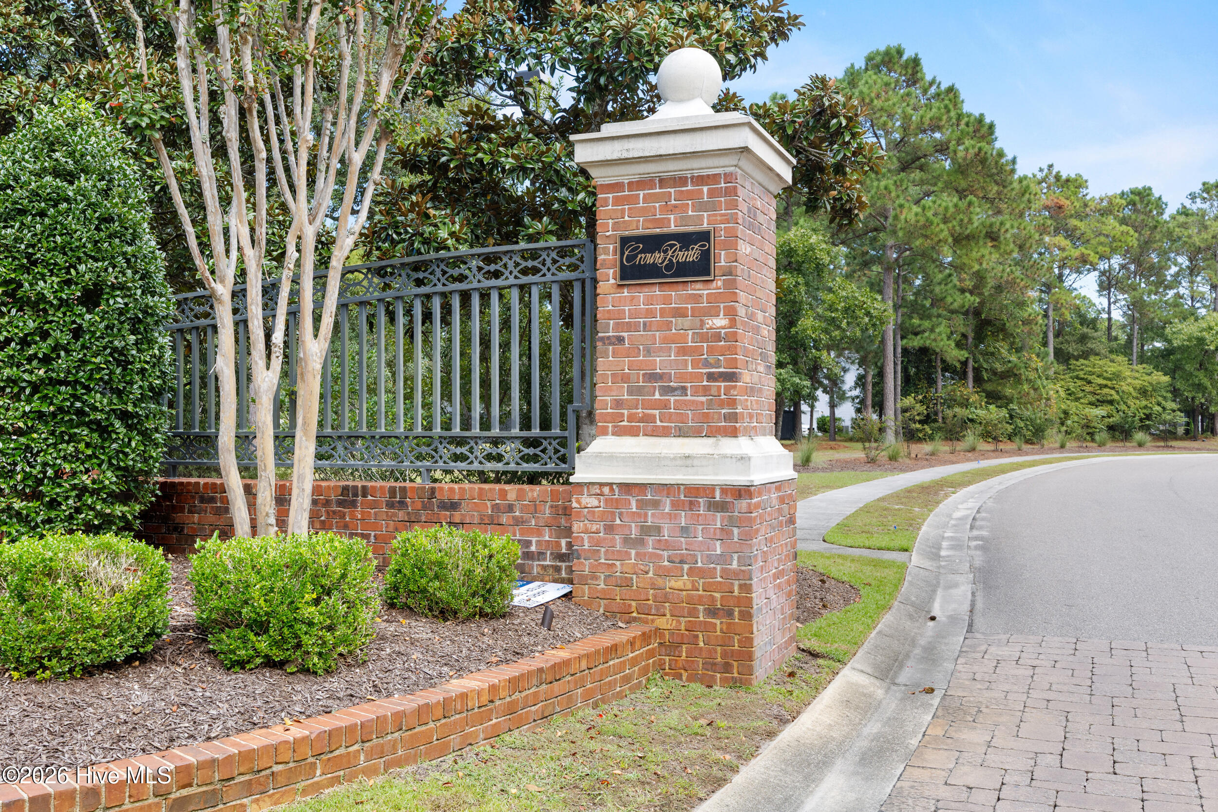 323 Crown Pointe Drive