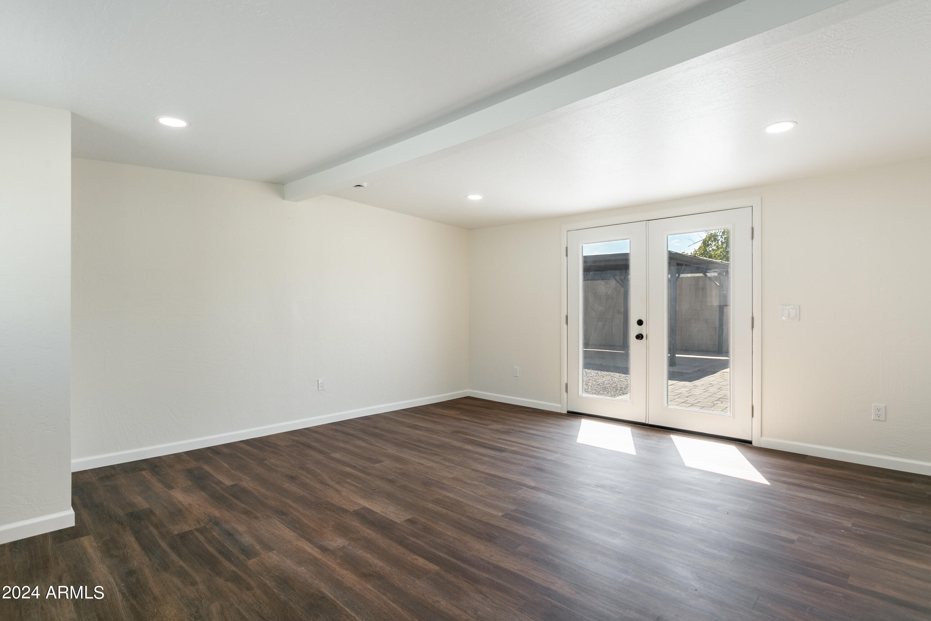 3134 W COUNTRY GABLES Drive