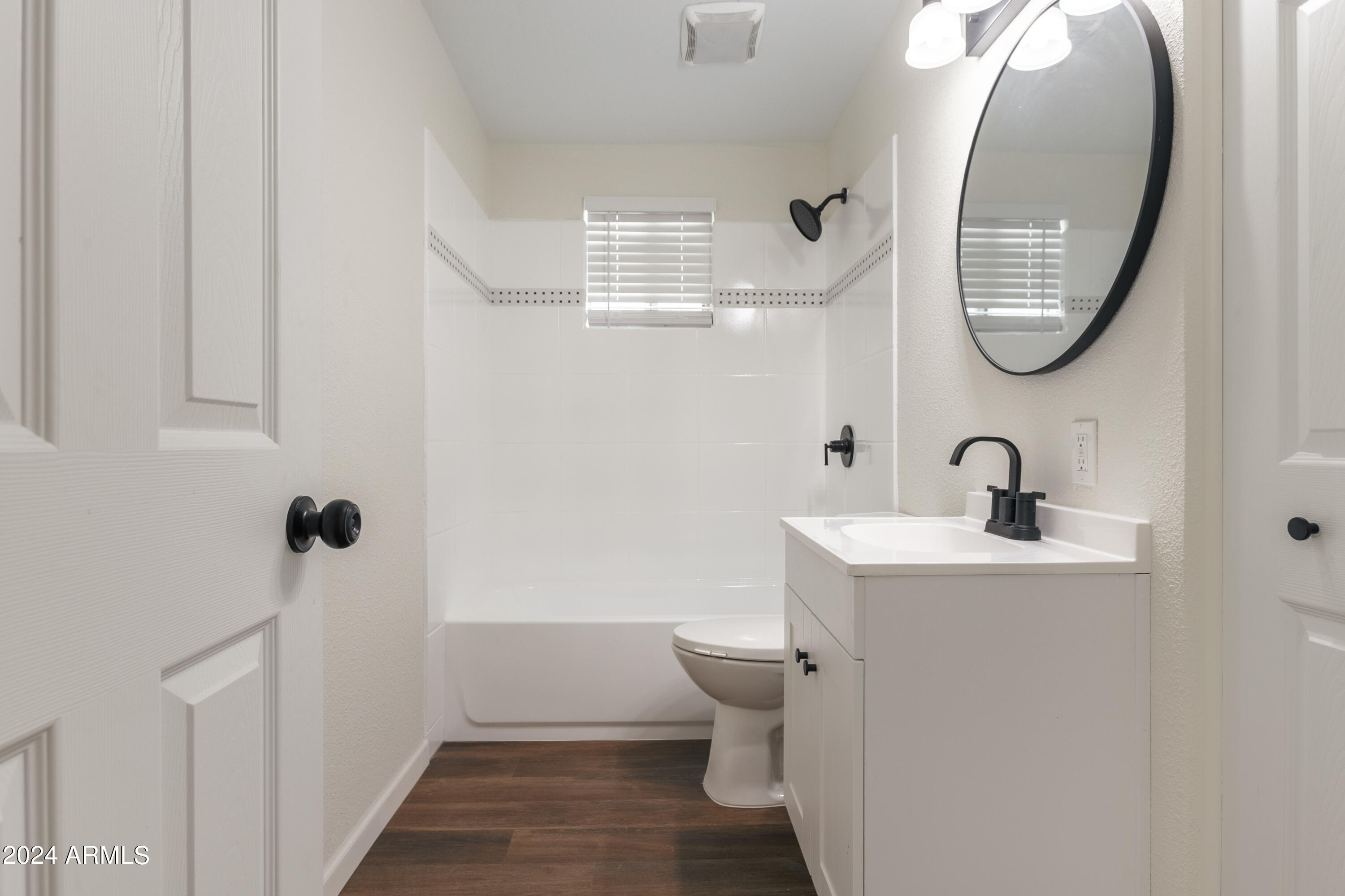 3134 W COUNTRY GABLES Drive