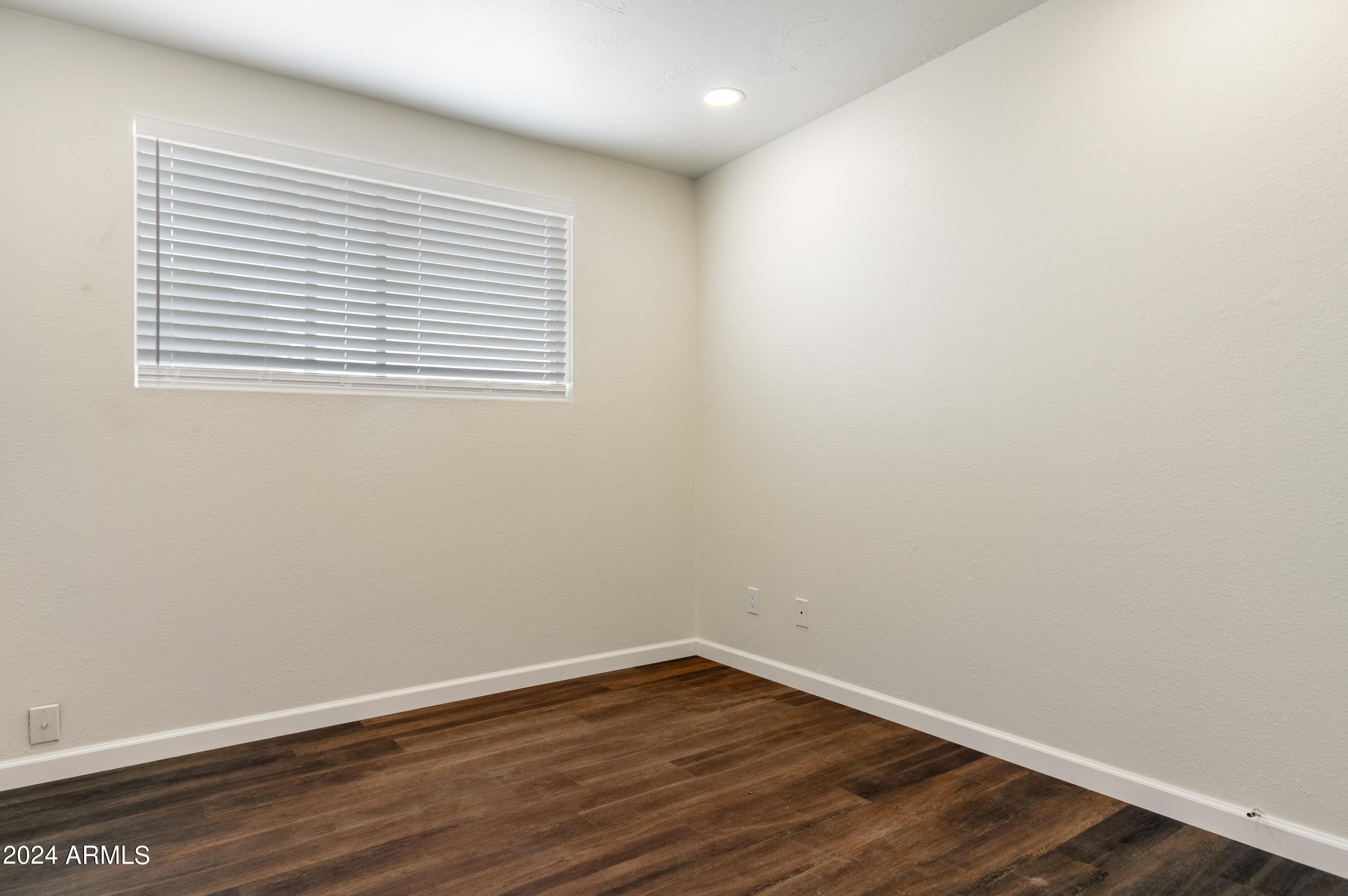 3134 W COUNTRY GABLES Drive