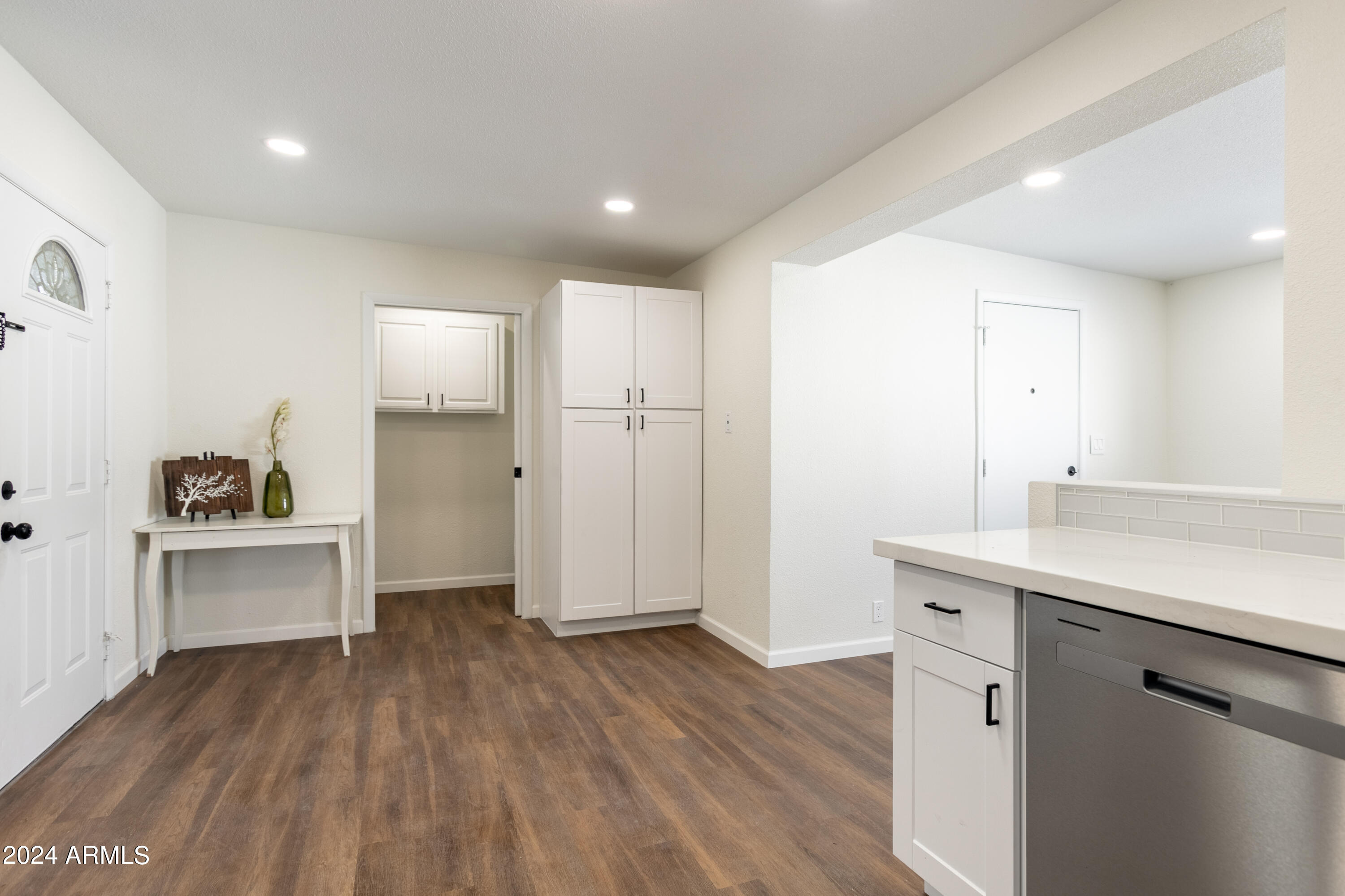 3134 W COUNTRY GABLES Drive