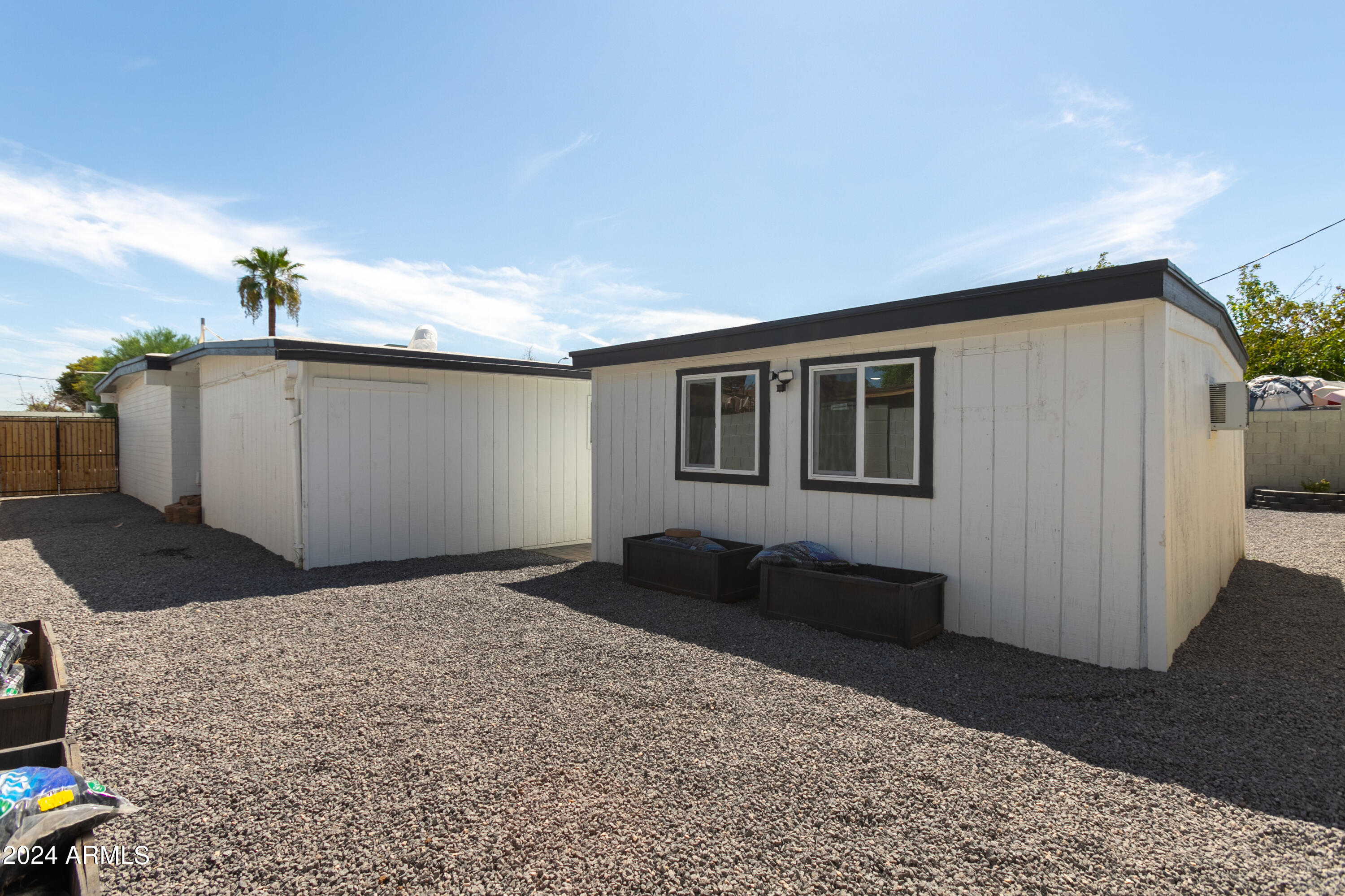 3134 W COUNTRY GABLES Drive