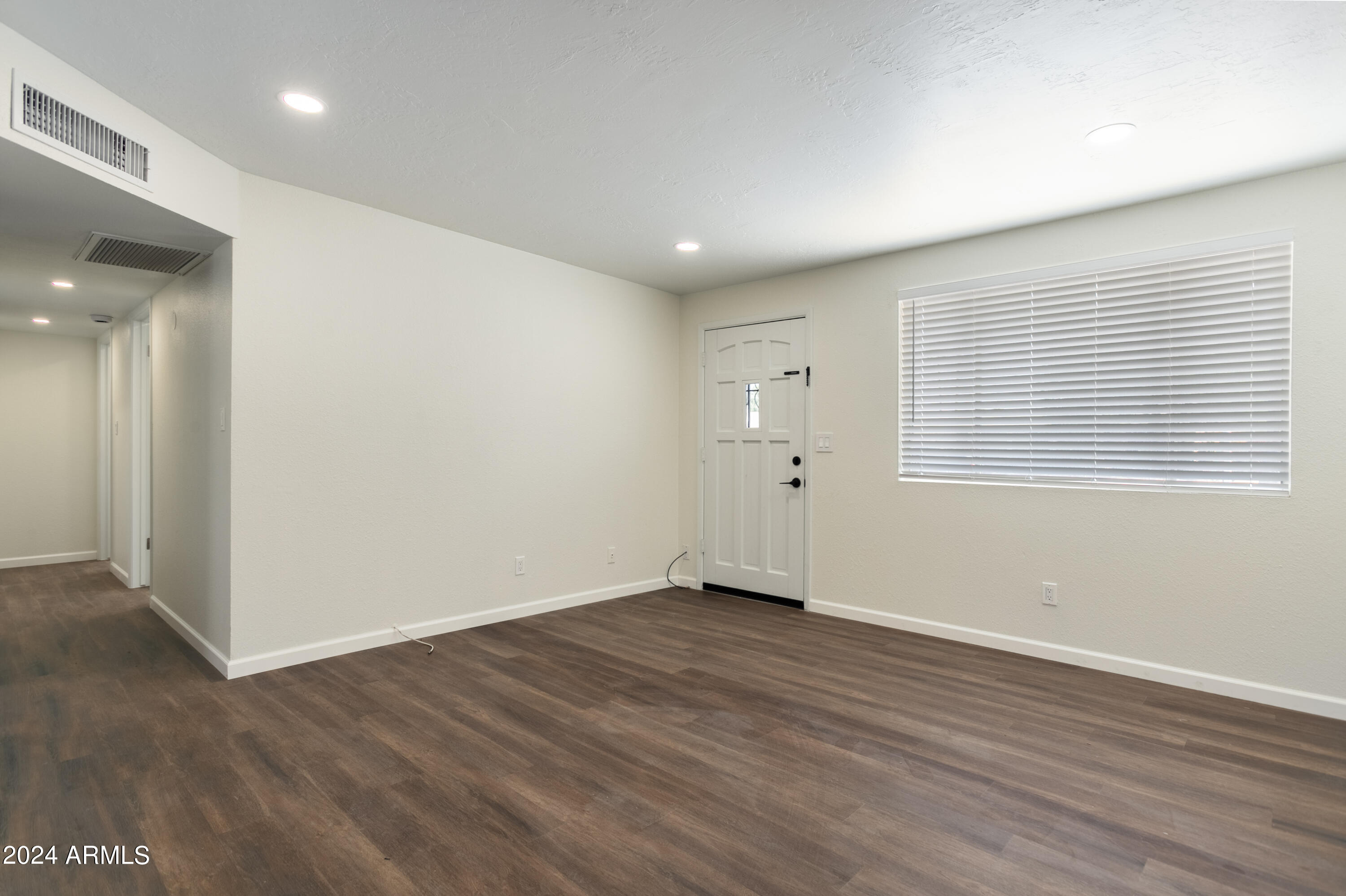 3134 W COUNTRY GABLES Drive