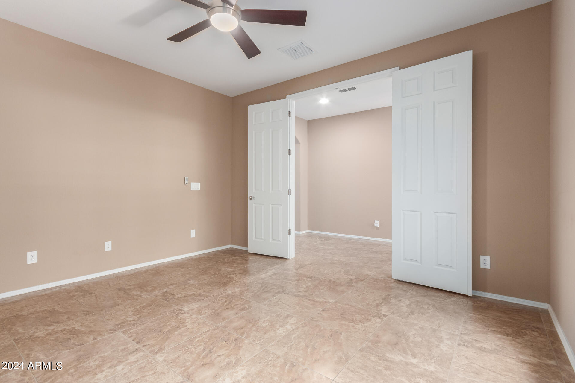 7514 W CONGRESSIONAL Way