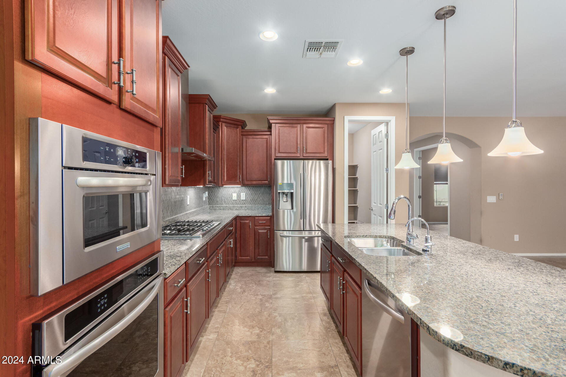 7514 W CONGRESSIONAL Way