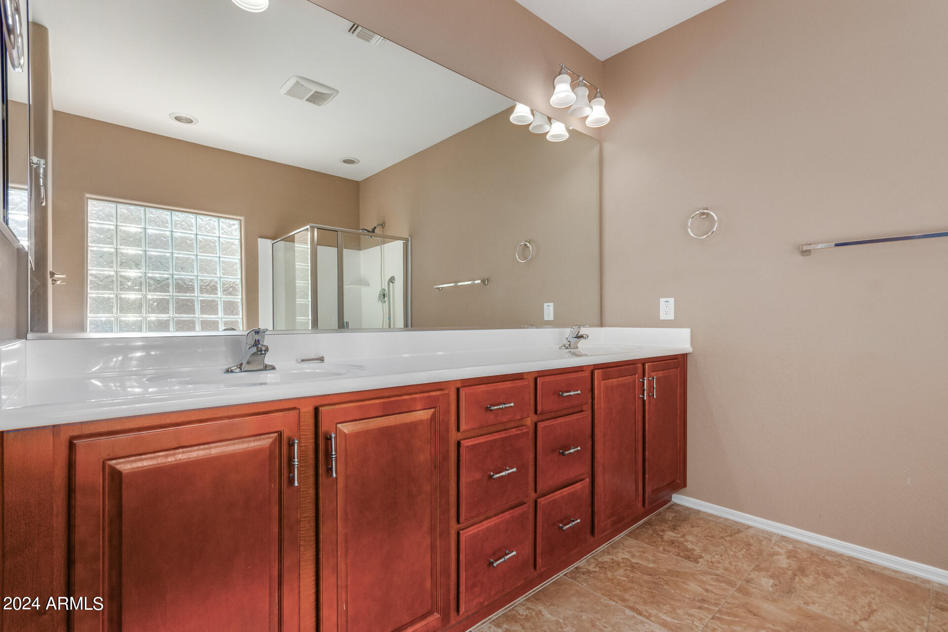 7514 W CONGRESSIONAL Way