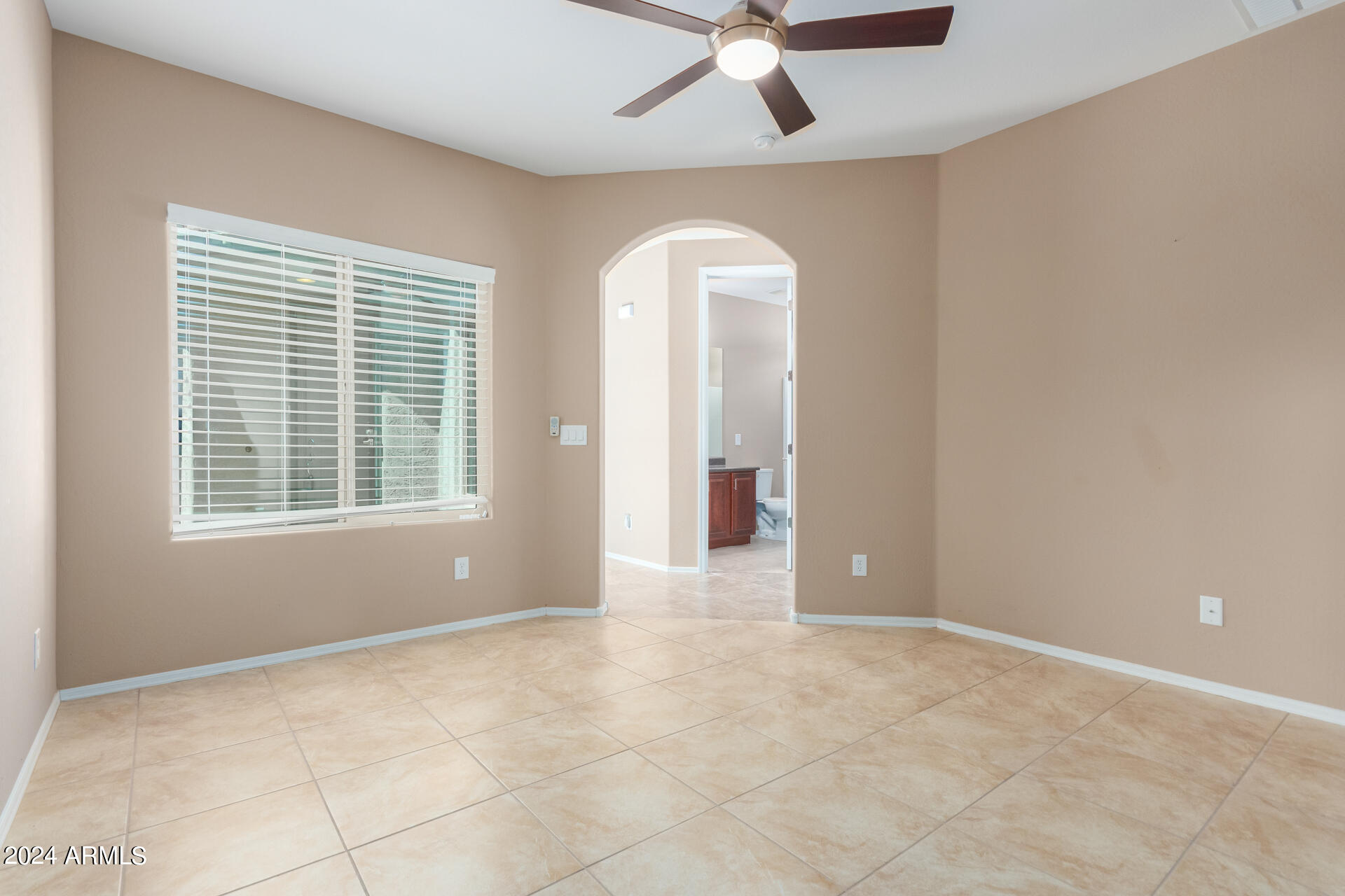 7514 W CONGRESSIONAL Way