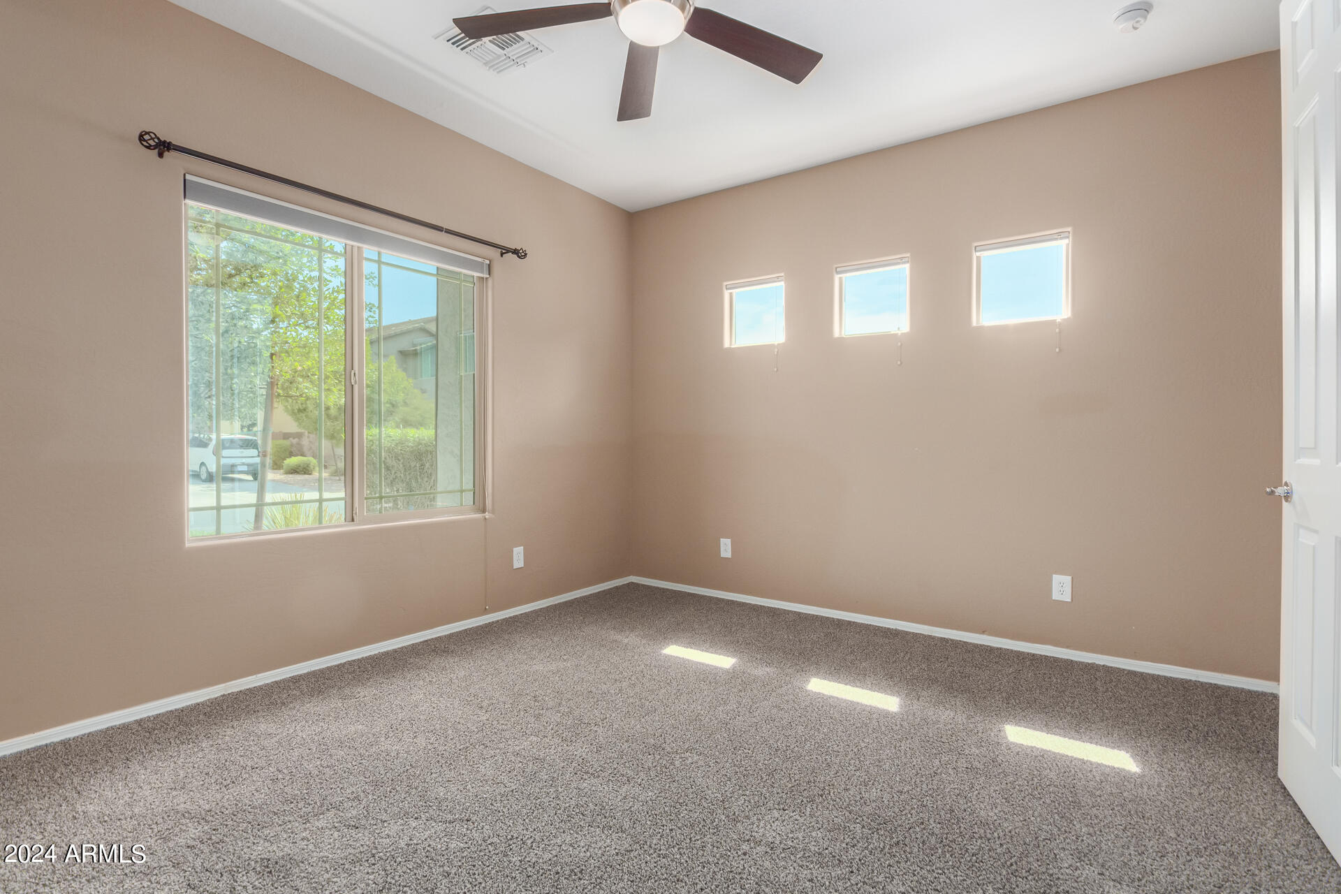 7514 W CONGRESSIONAL Way