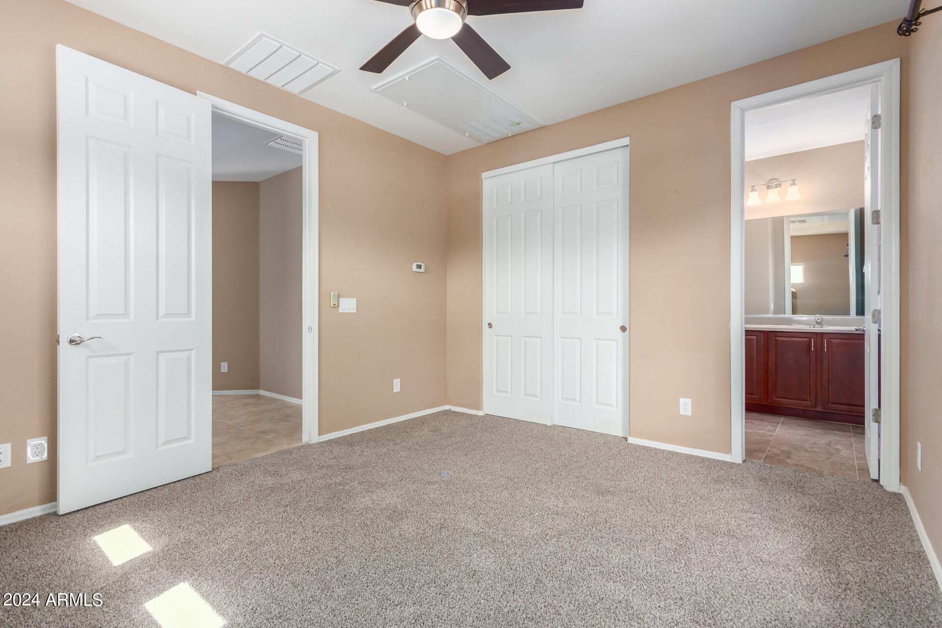 7514 W CONGRESSIONAL Way