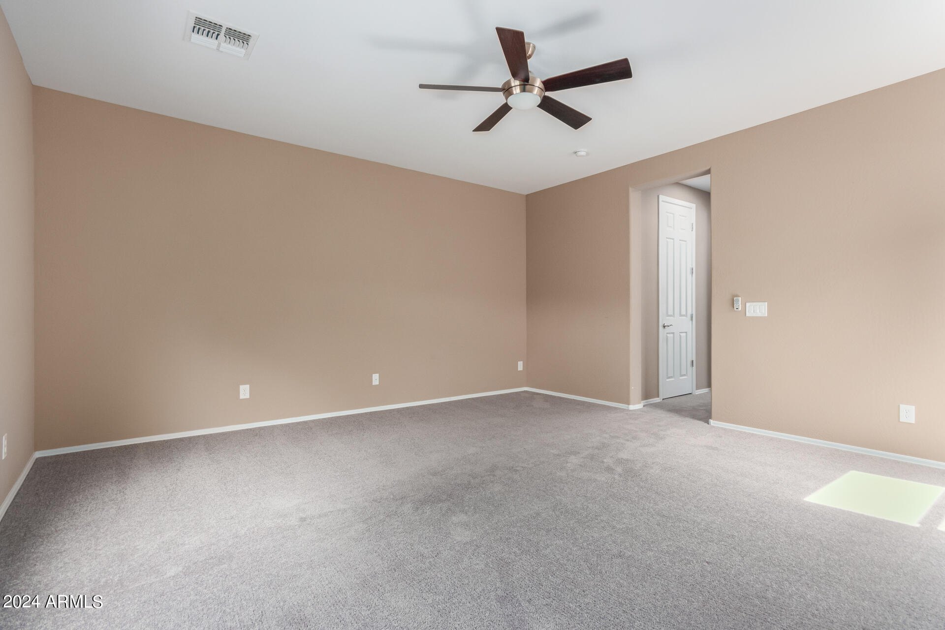 7514 W CONGRESSIONAL Way