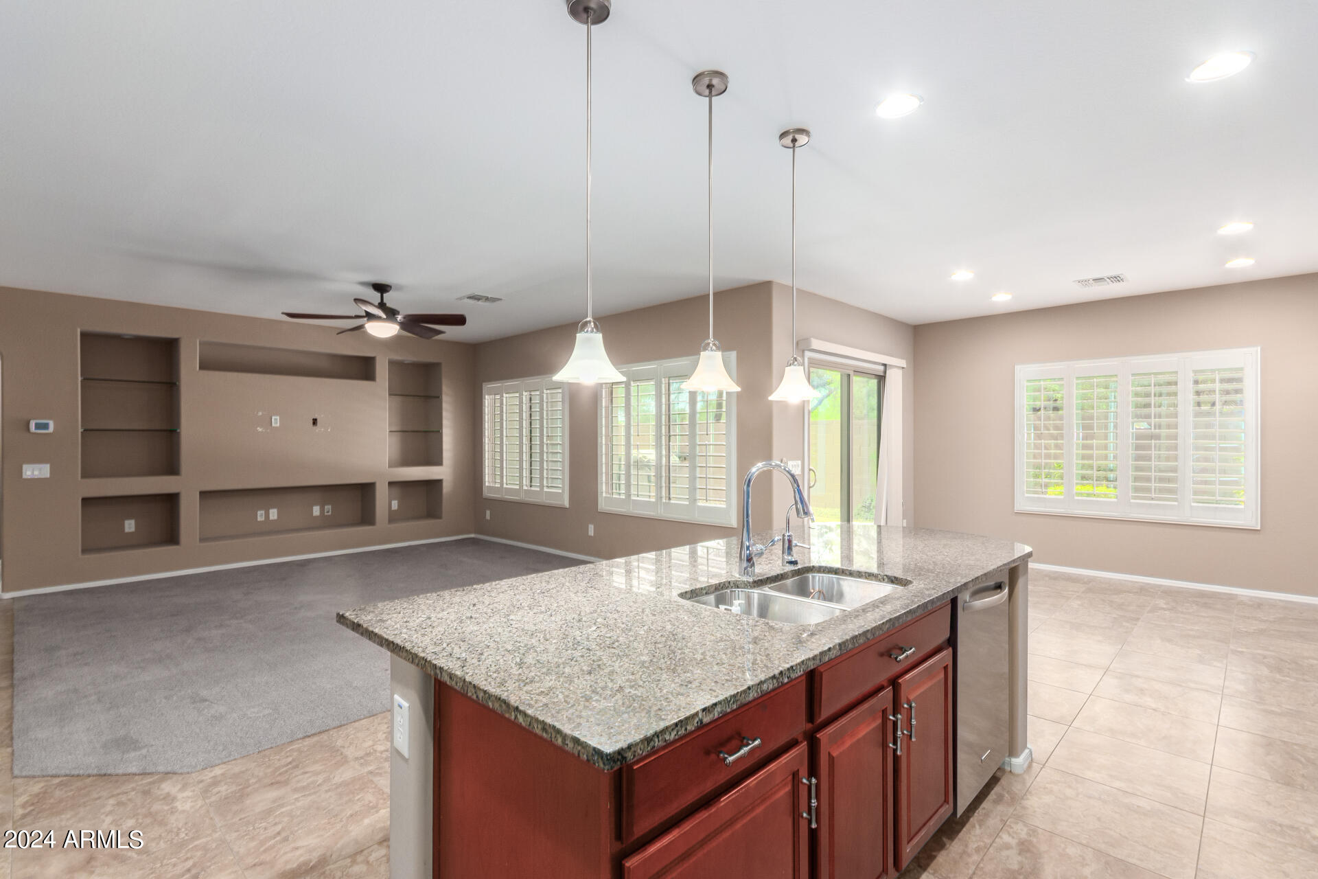 7514 W CONGRESSIONAL Way