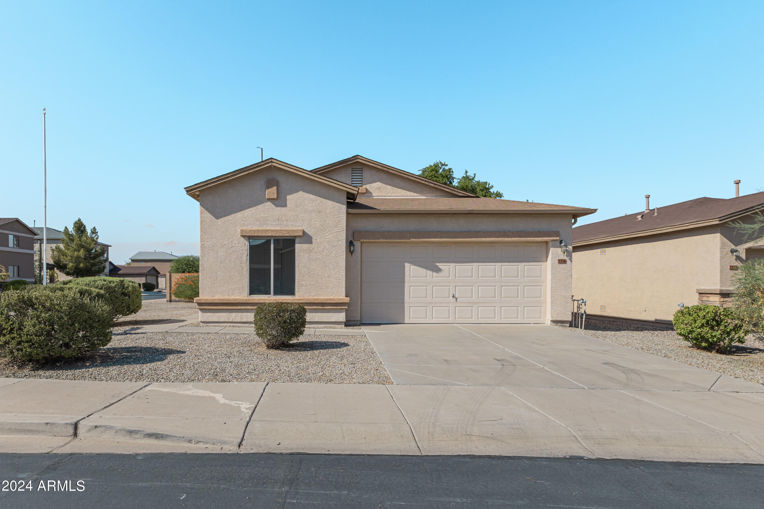 5514 E Lush Vista View