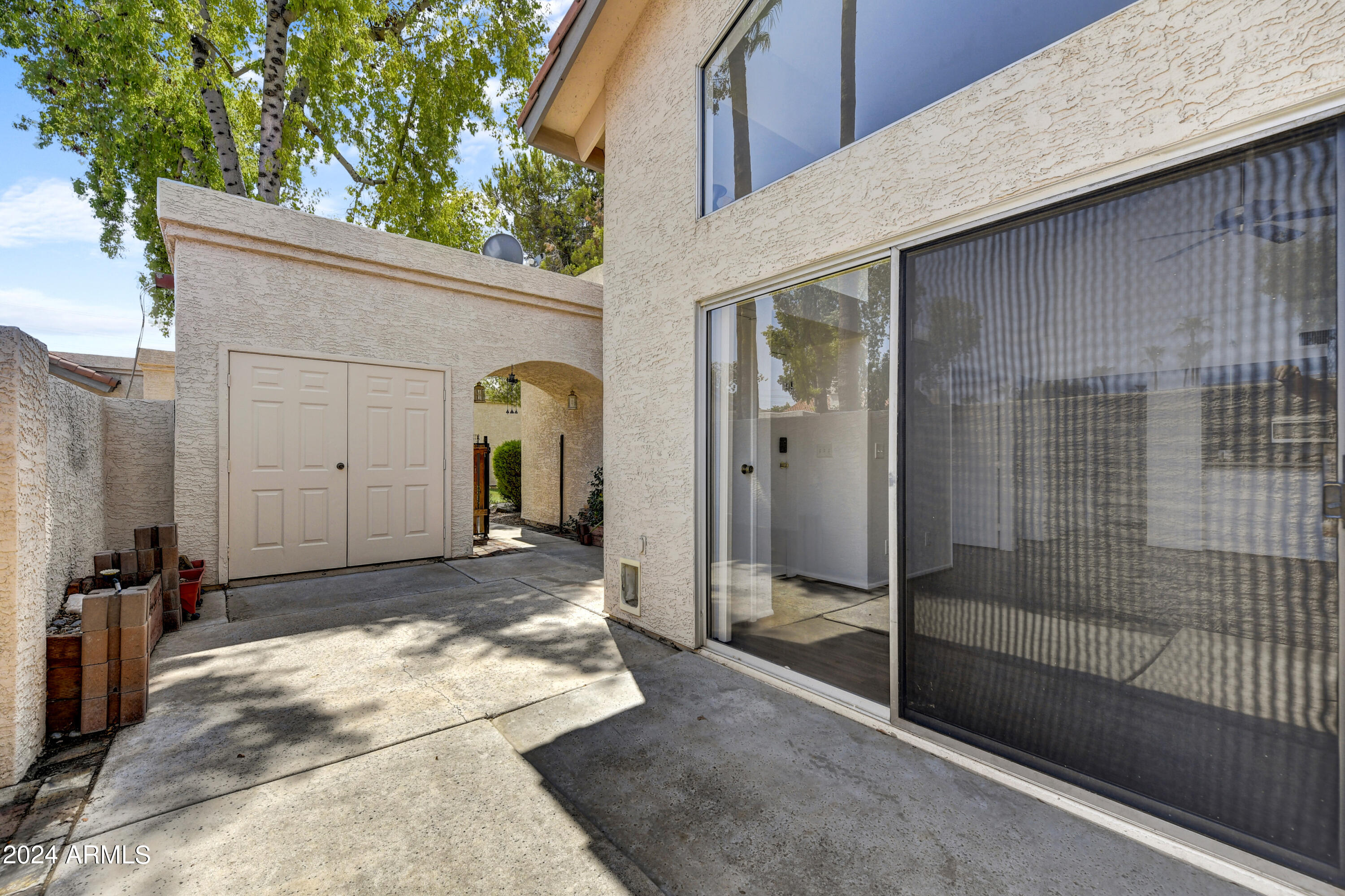 2019 W LEMON TREE Place # 1117