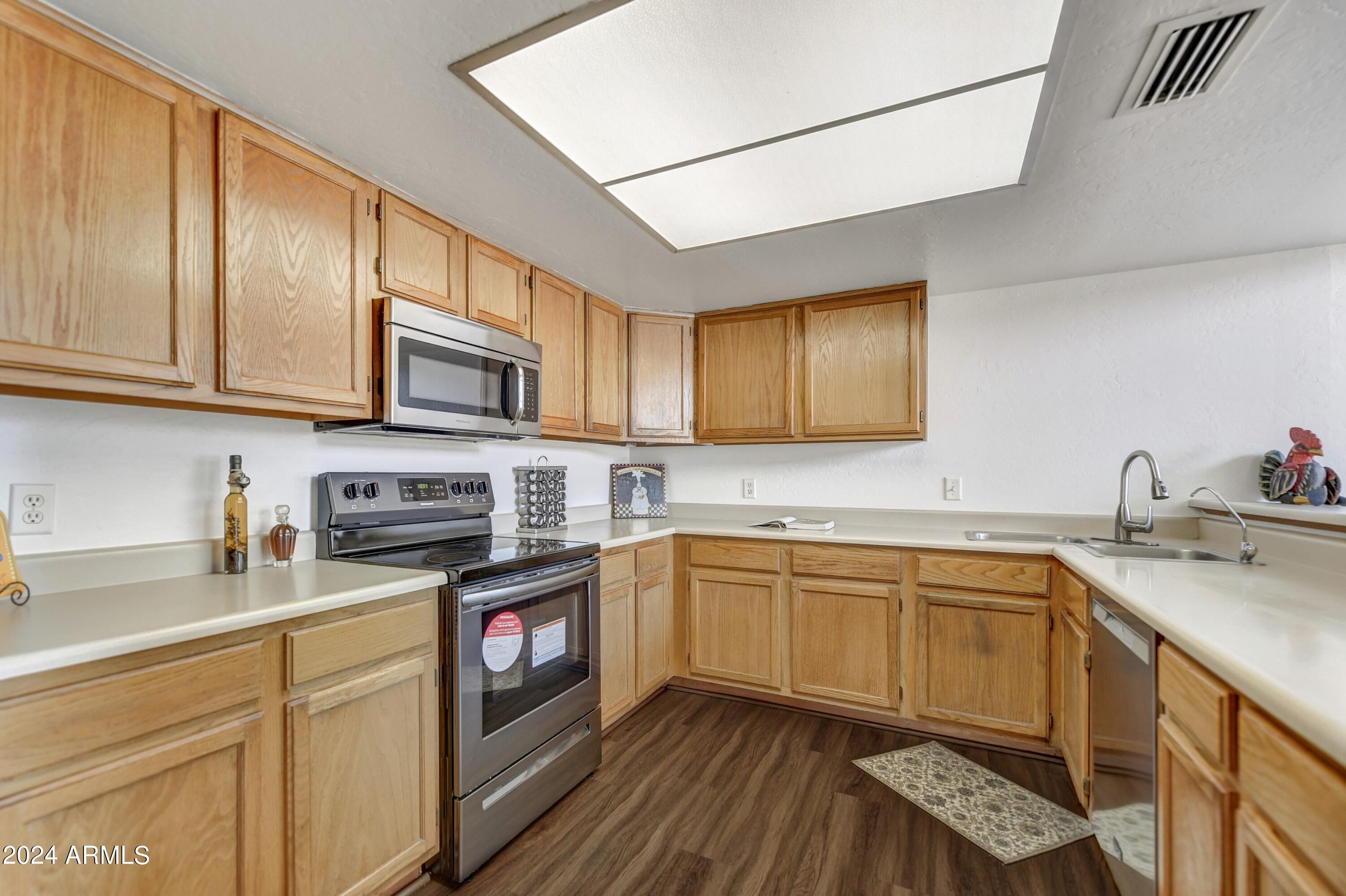 2019 W LEMON TREE Place # 1117