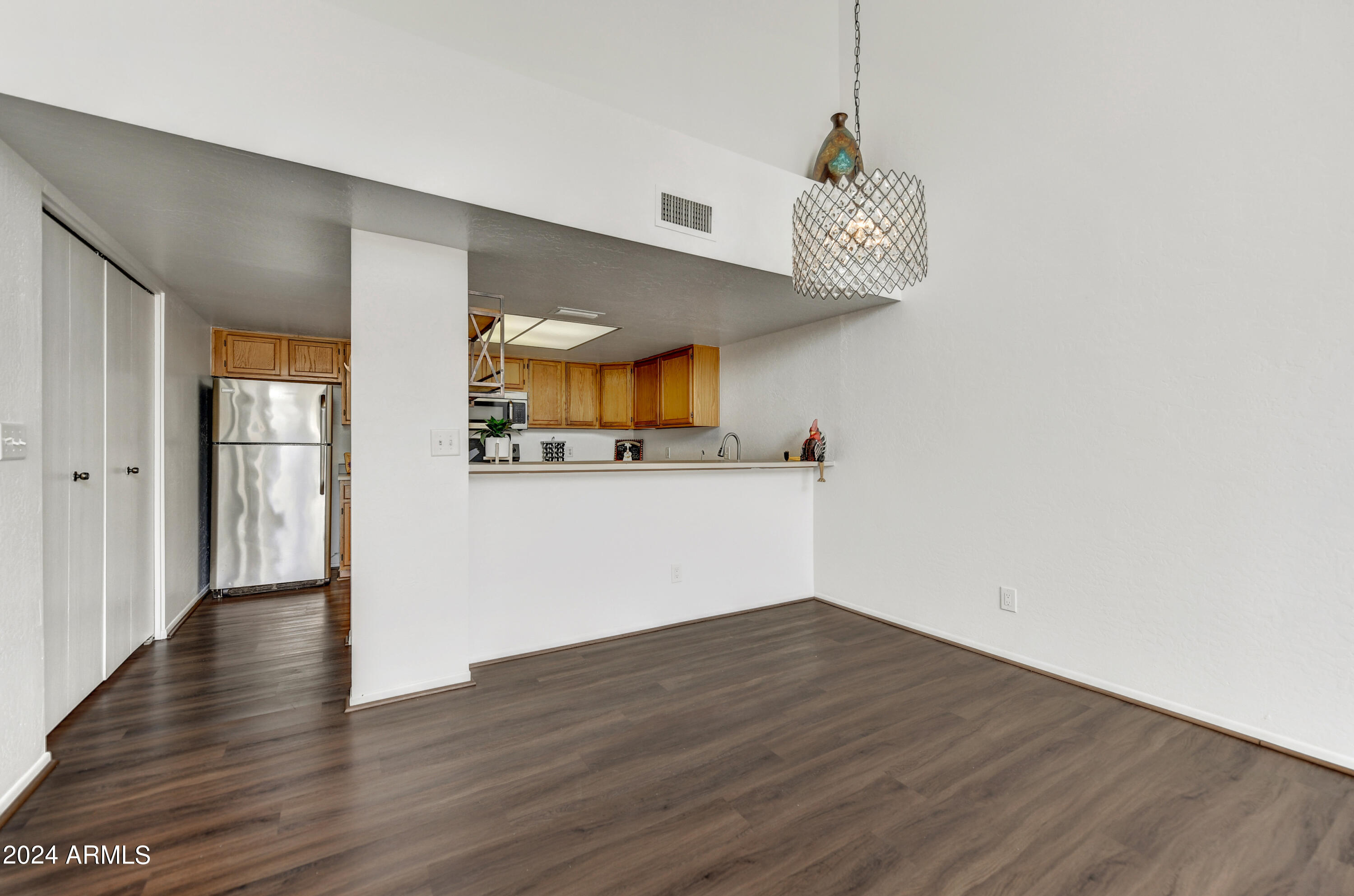 2019 W LEMON TREE Place # 1117