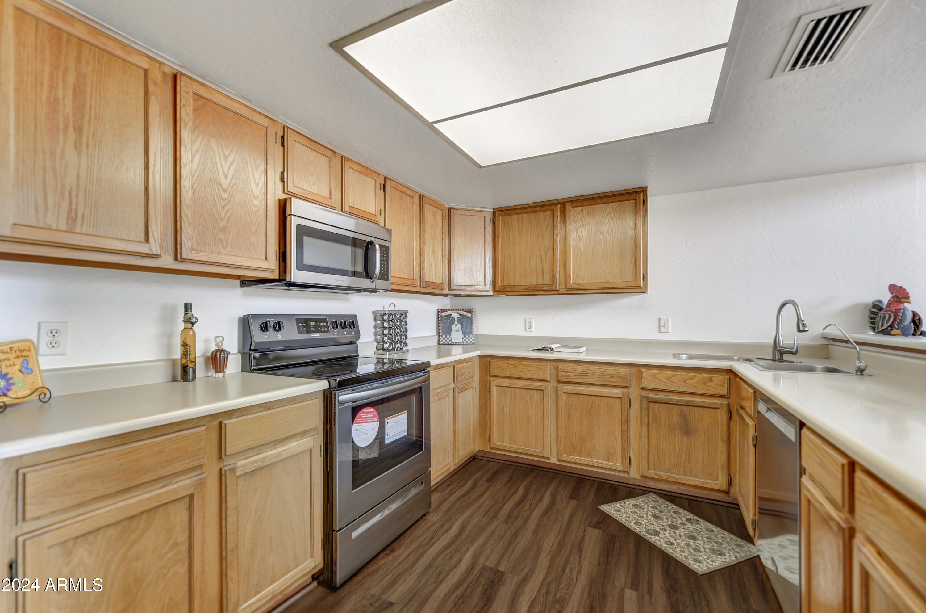 2019 W LEMON TREE Place # 1117