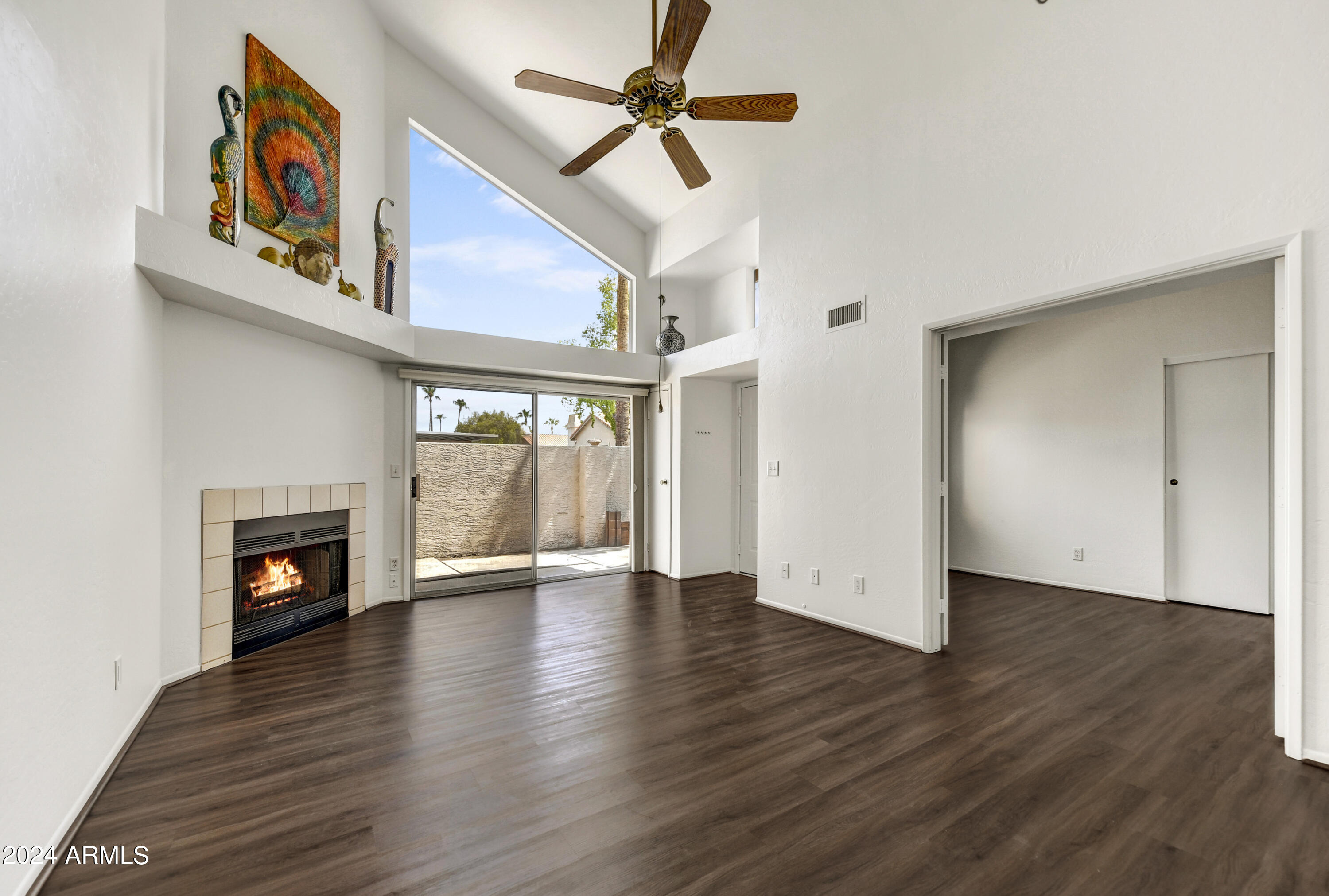 2019 W LEMON TREE Place # 1117