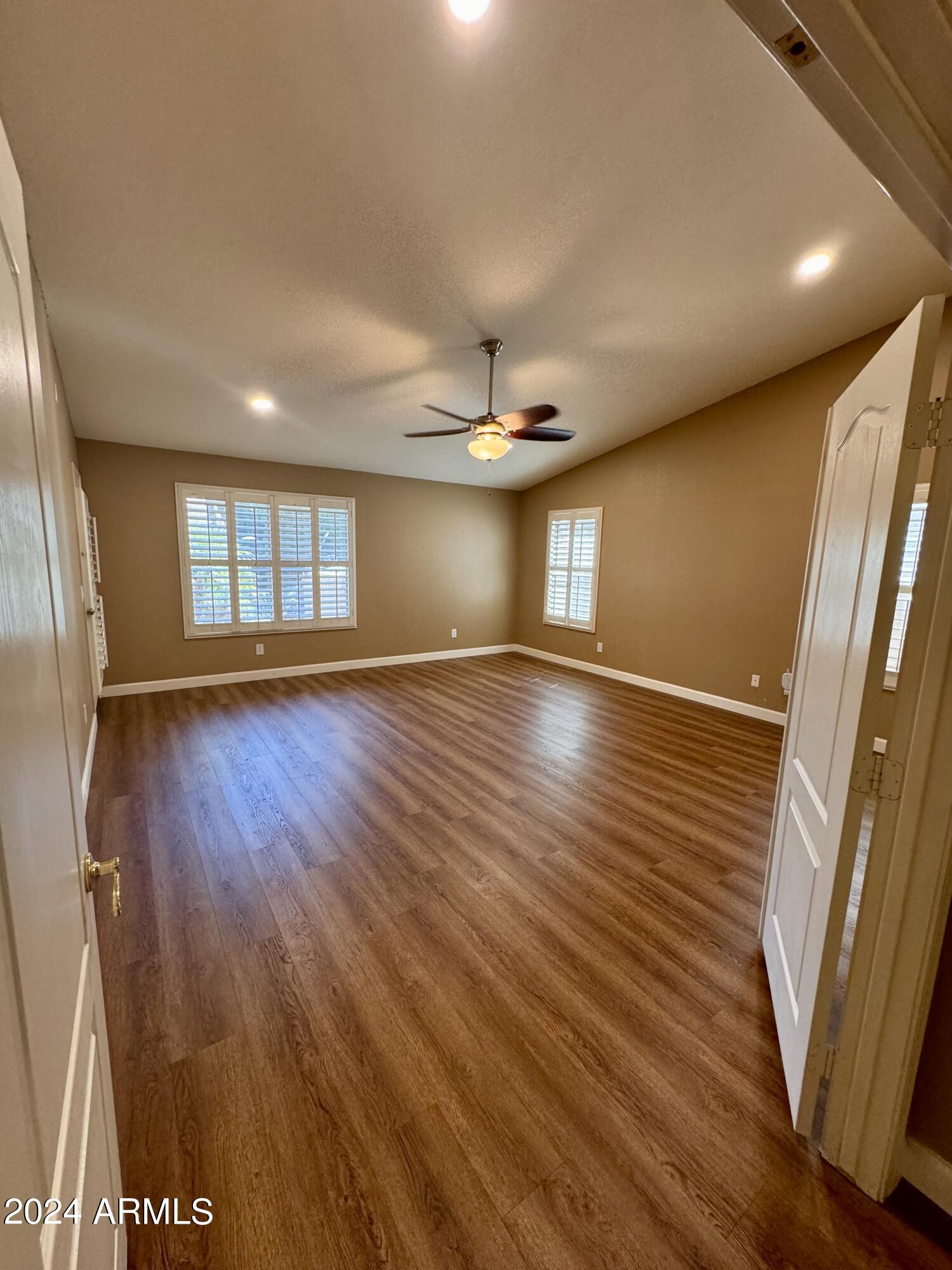 881 E Constitution Drive