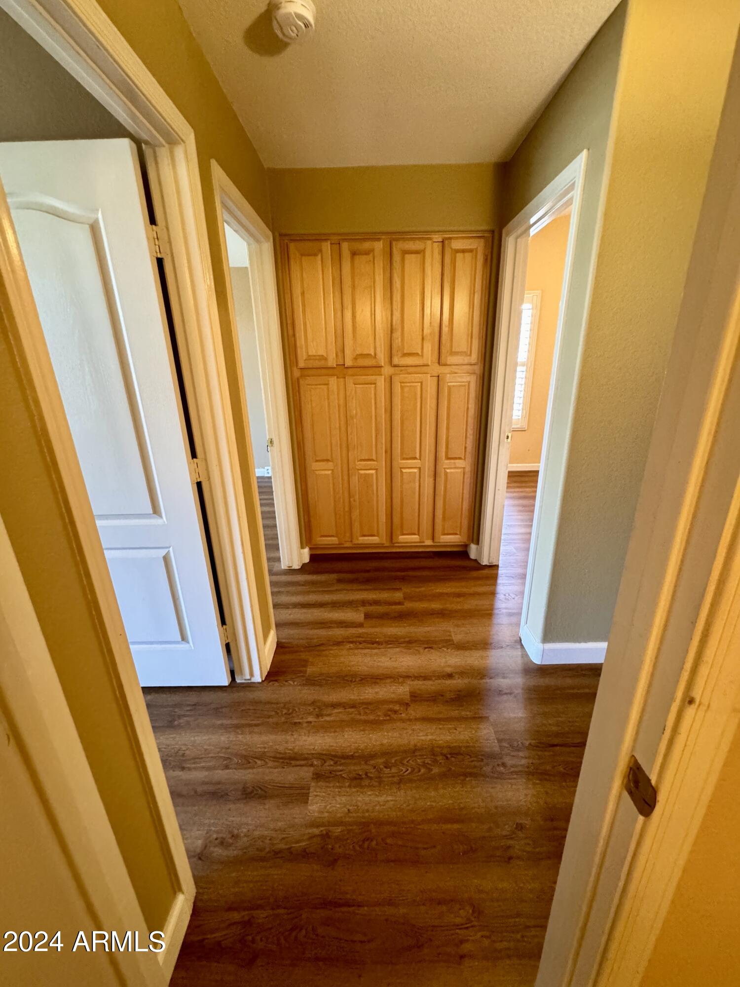 881 E Constitution Drive