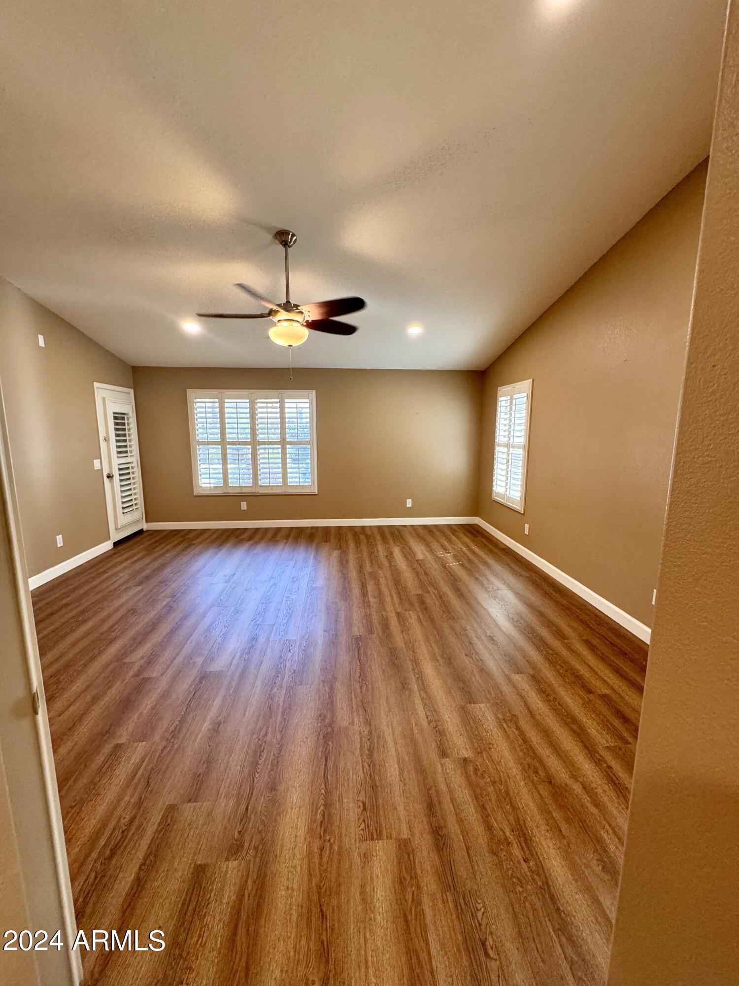 881 E Constitution Drive