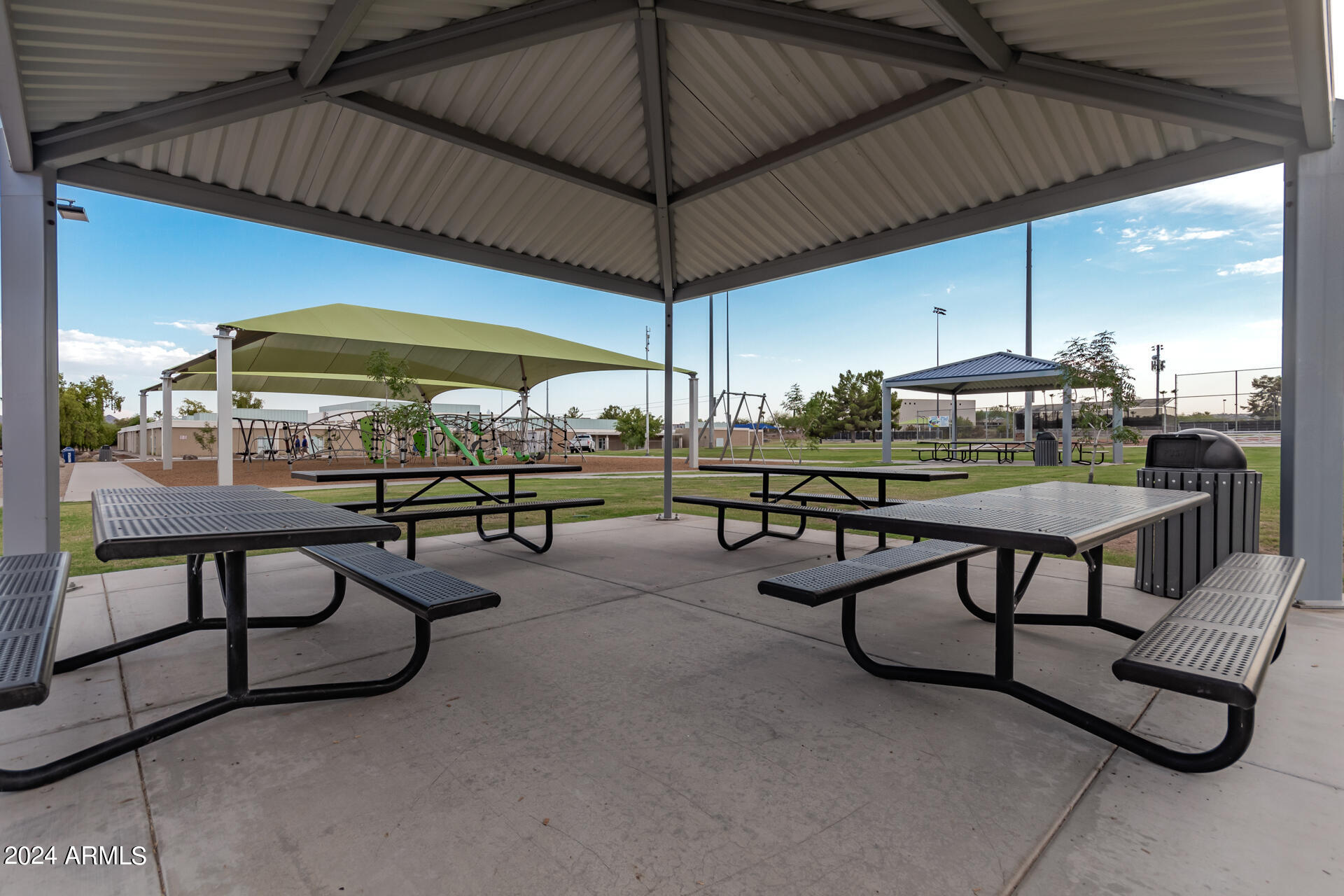 17239 E La Pasada Drive