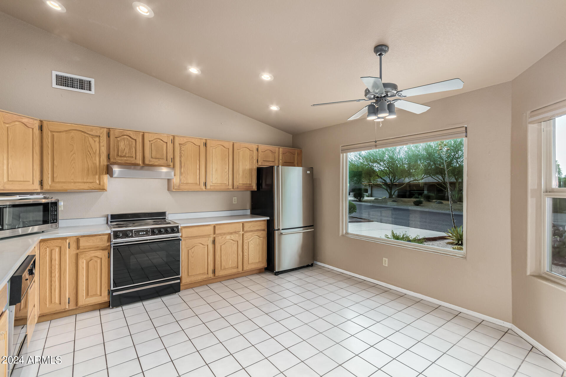 17239 E La Pasada Drive