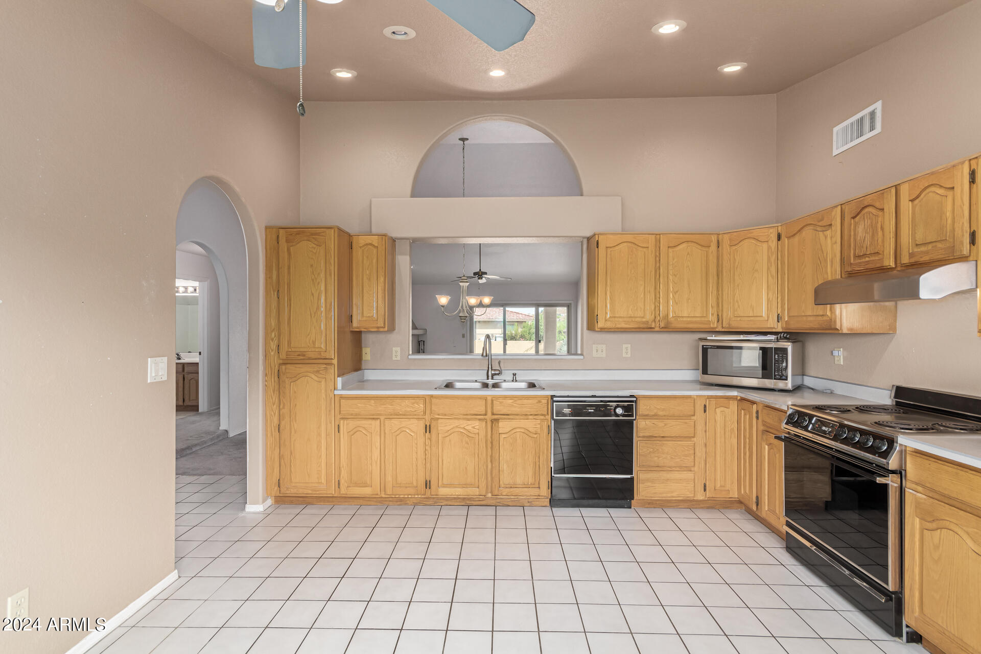 17239 E La Pasada Drive