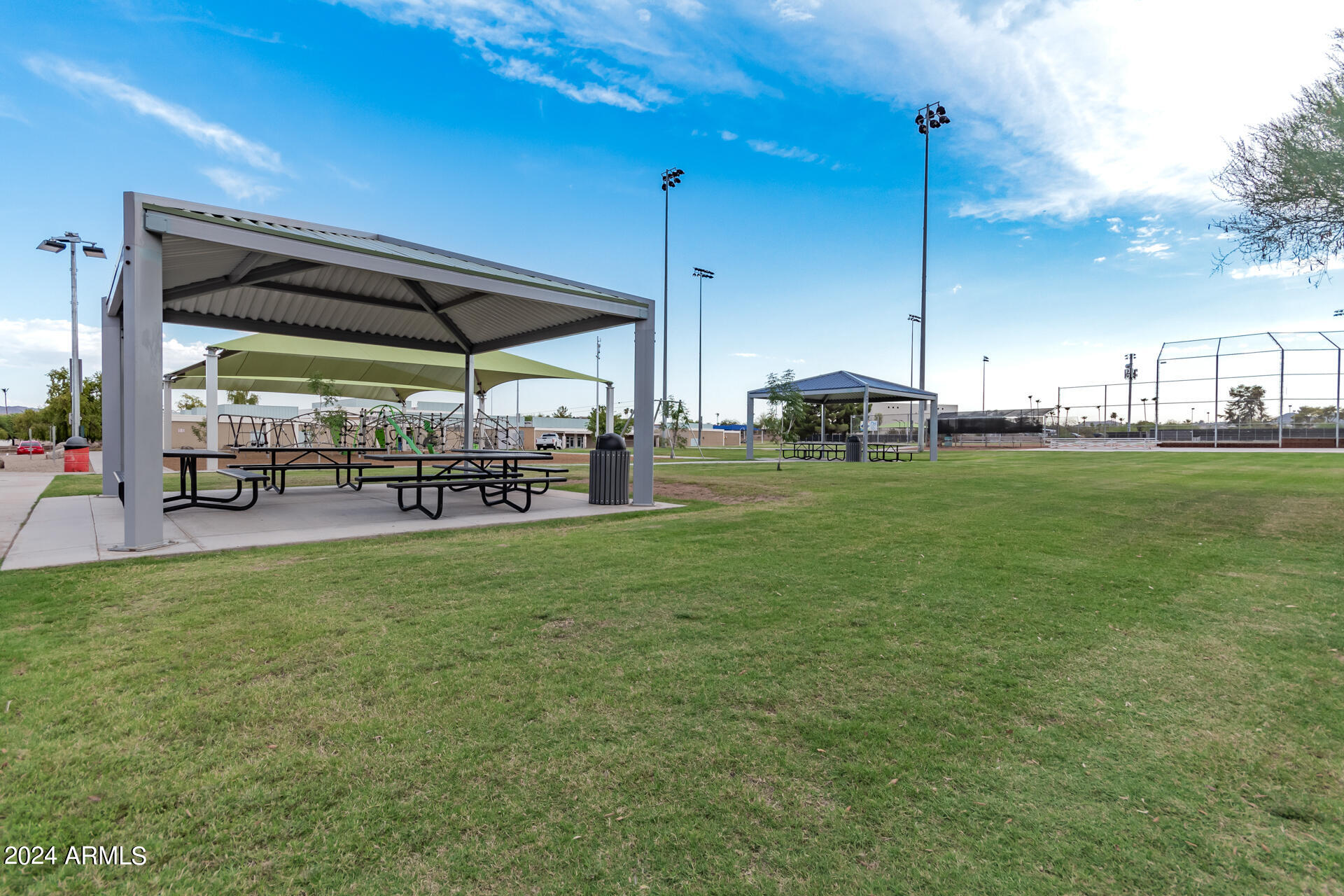 17239 E La Pasada Drive